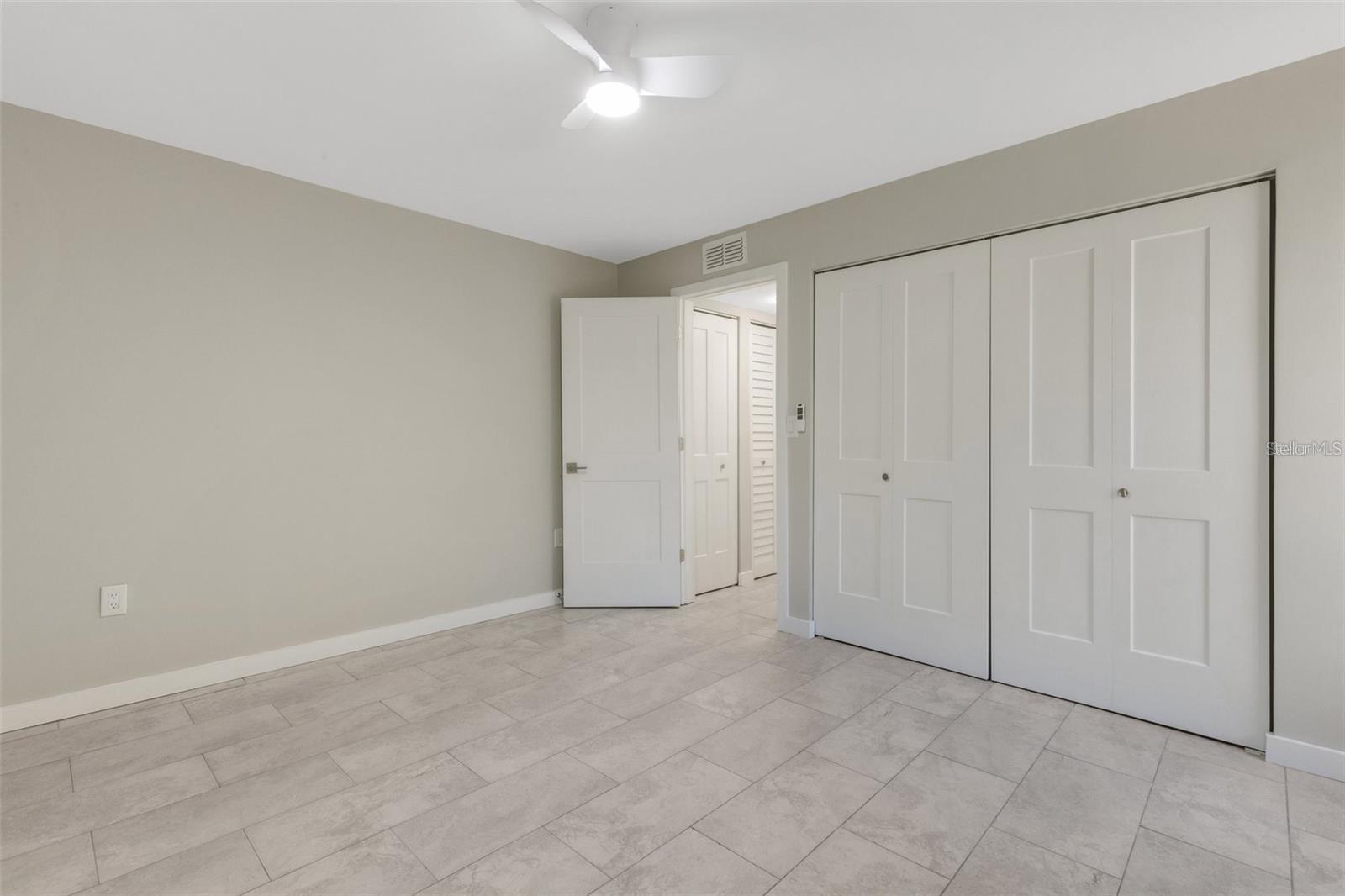 TERRACES OF FOREST LAKES - Residential Lease