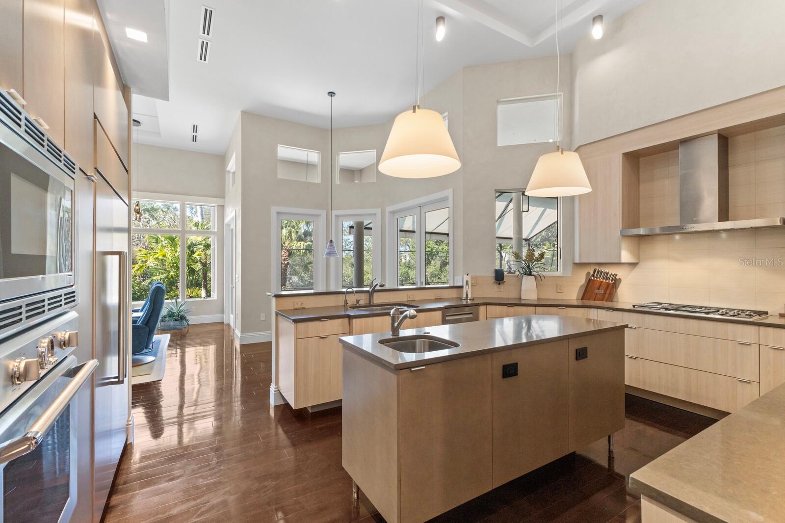 SABAL COVE - Residential