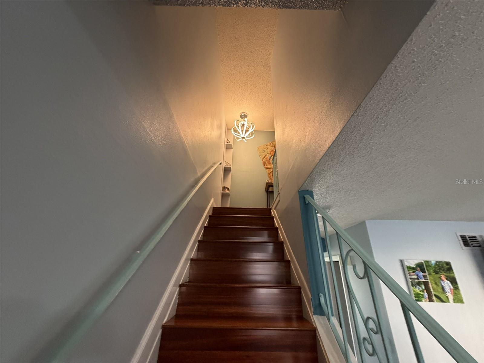 CINNAMON LAKE - Residential