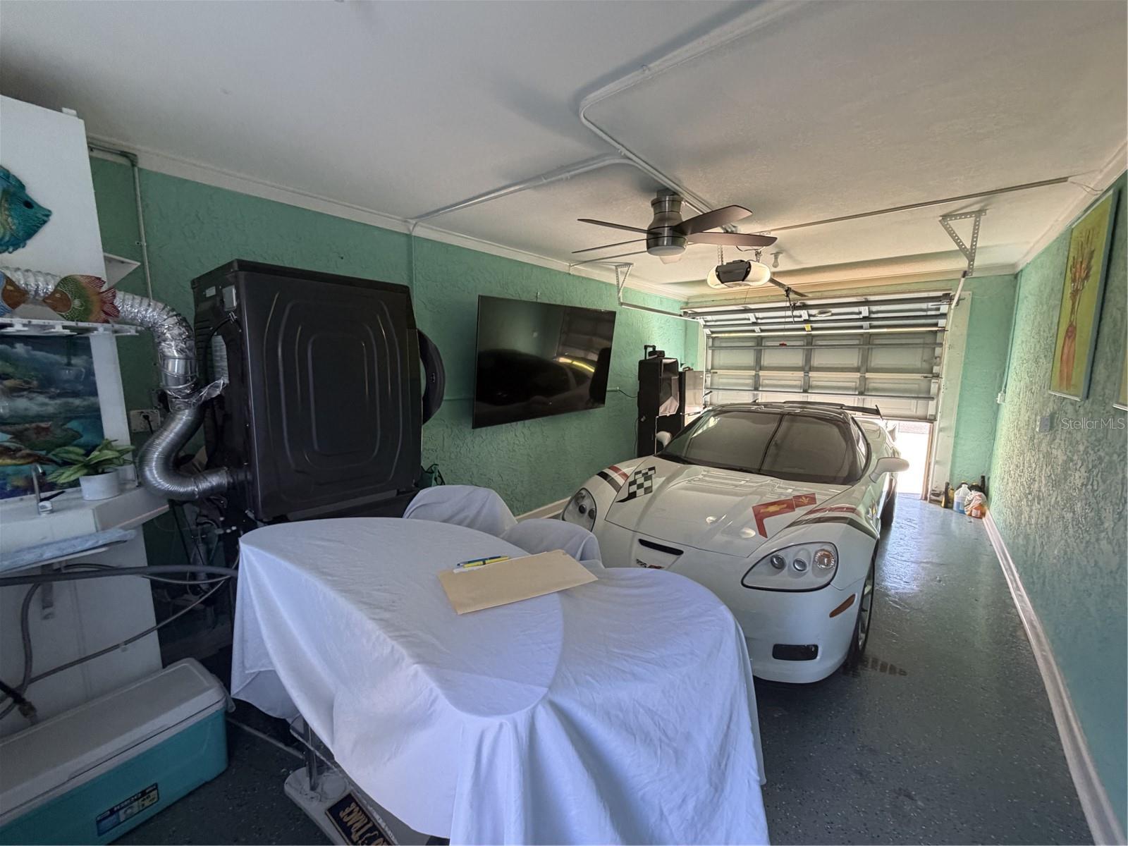 CINNAMON LAKE - Residential