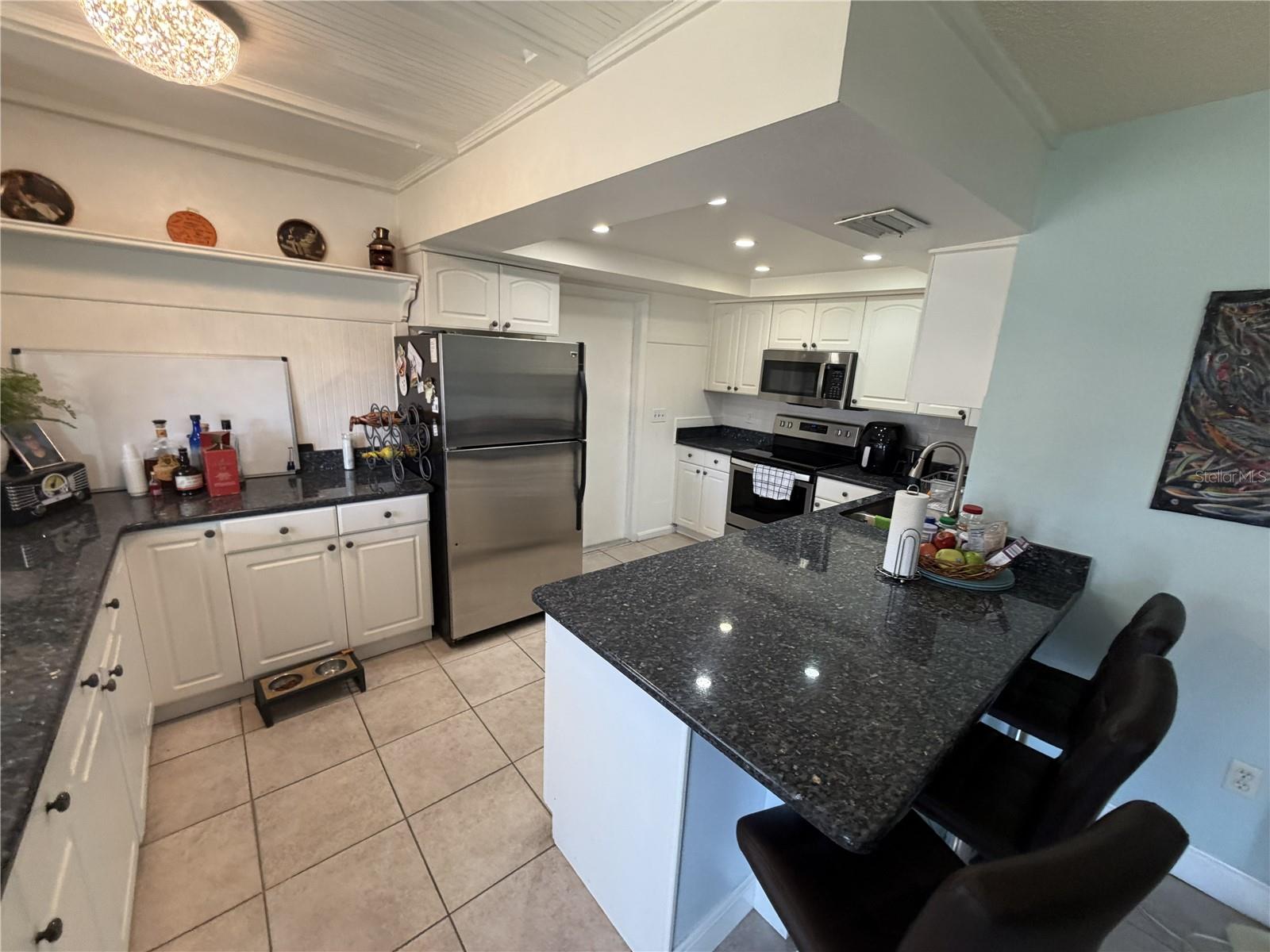 CINNAMON LAKE - Residential