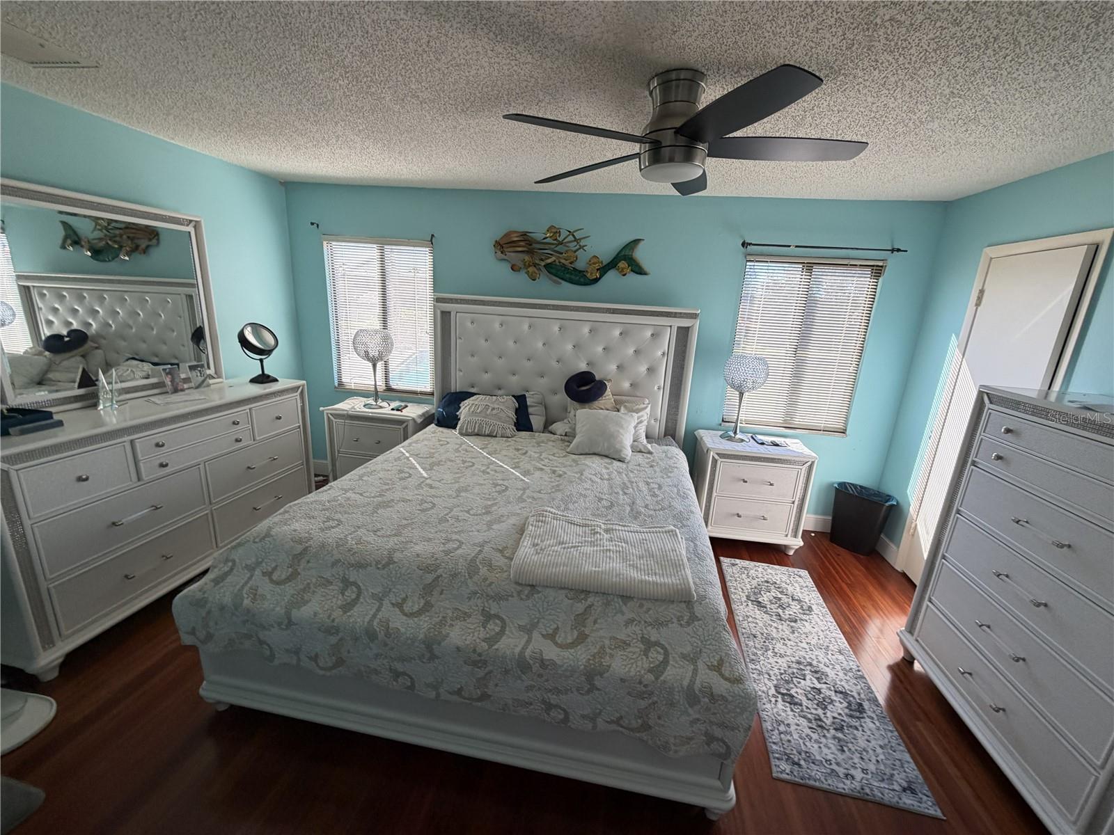 CINNAMON LAKE - Residential