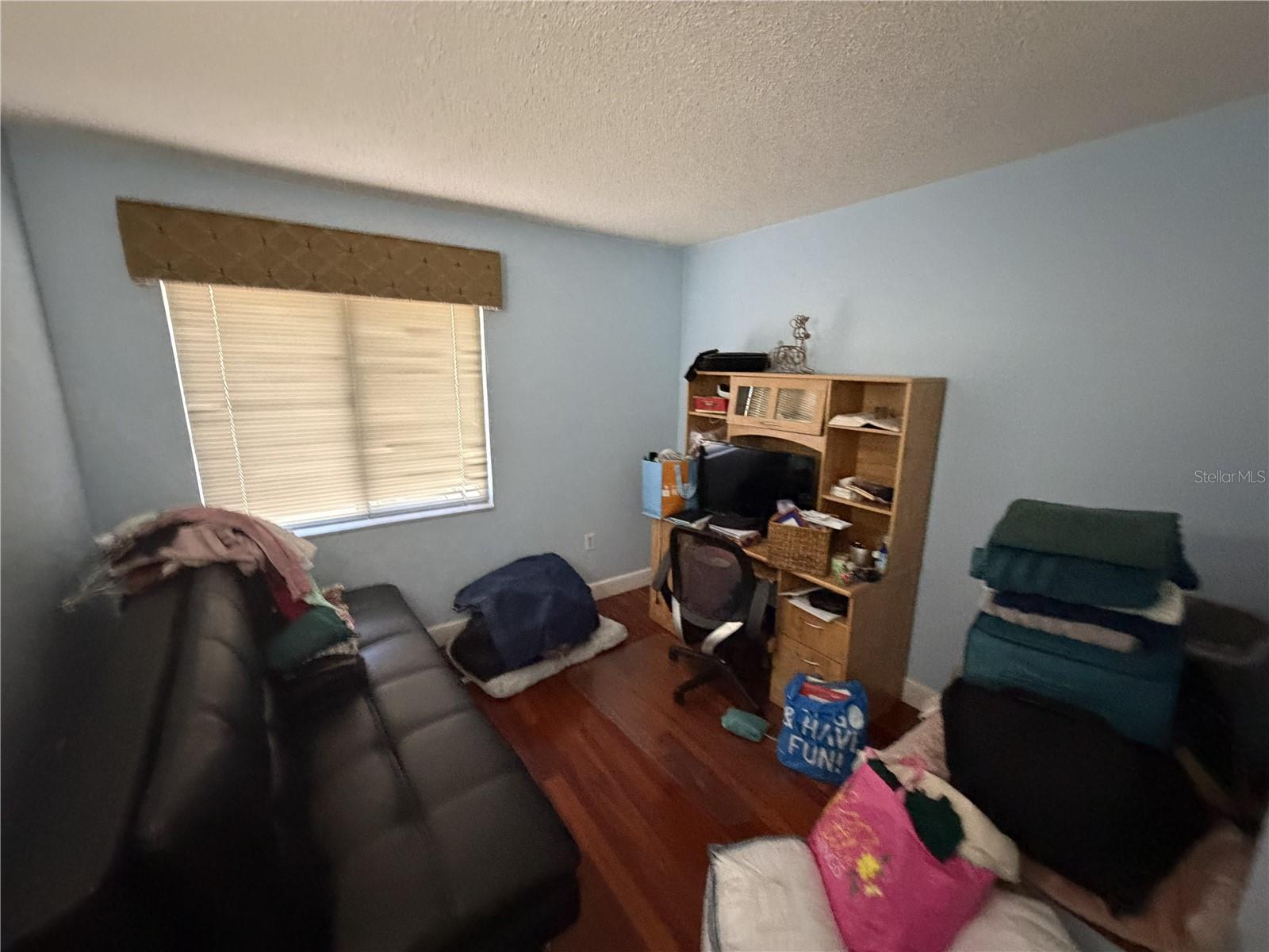 CINNAMON LAKE - Residential