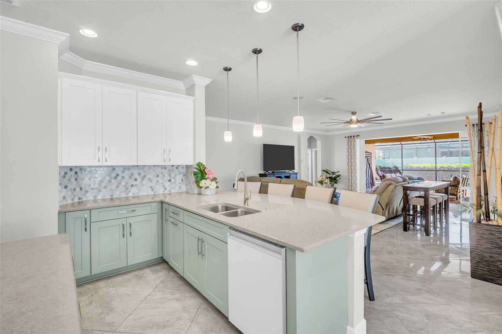 ARBOR CHASE - Residential