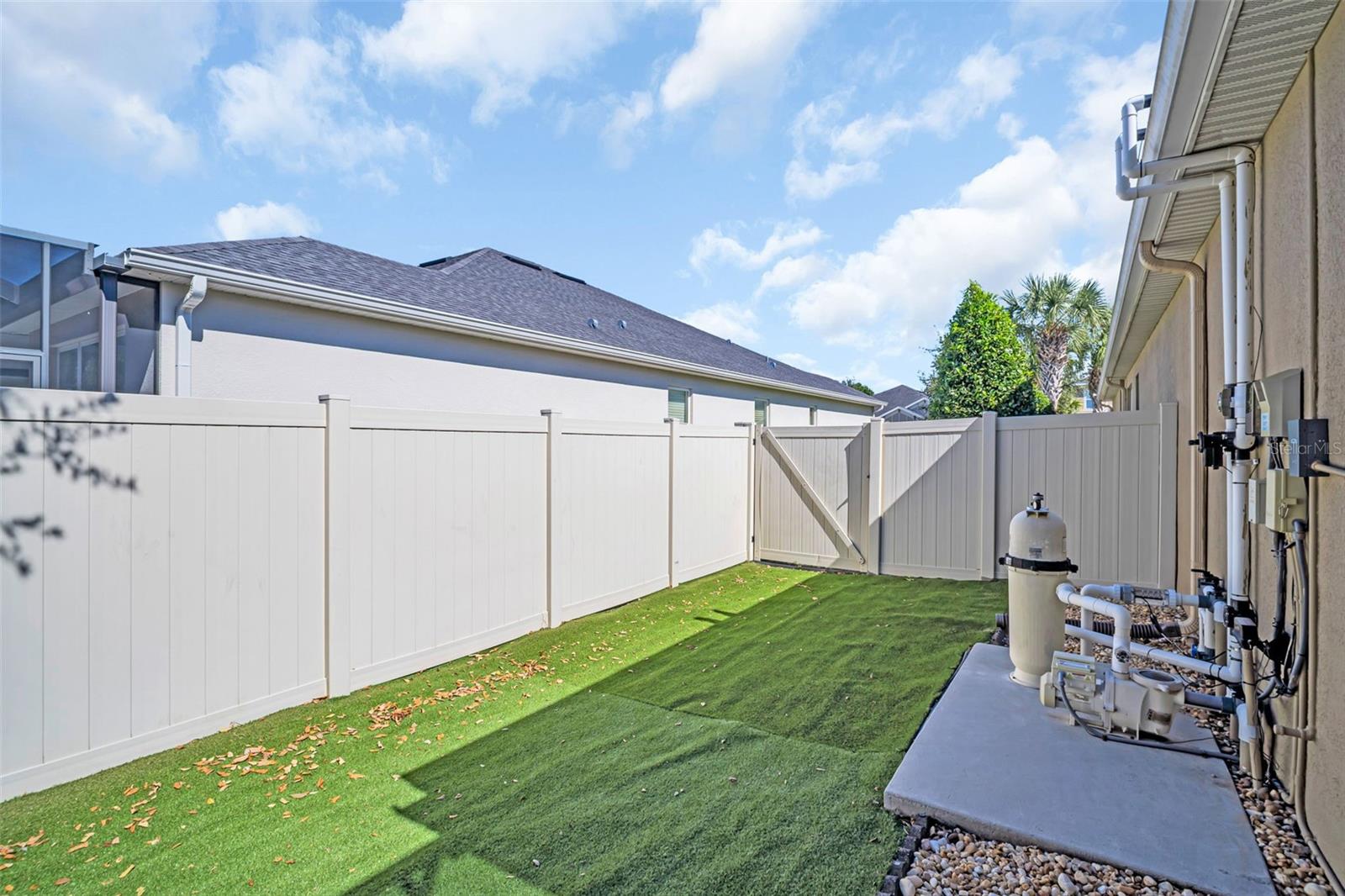 ARBOR CHASE - Residential