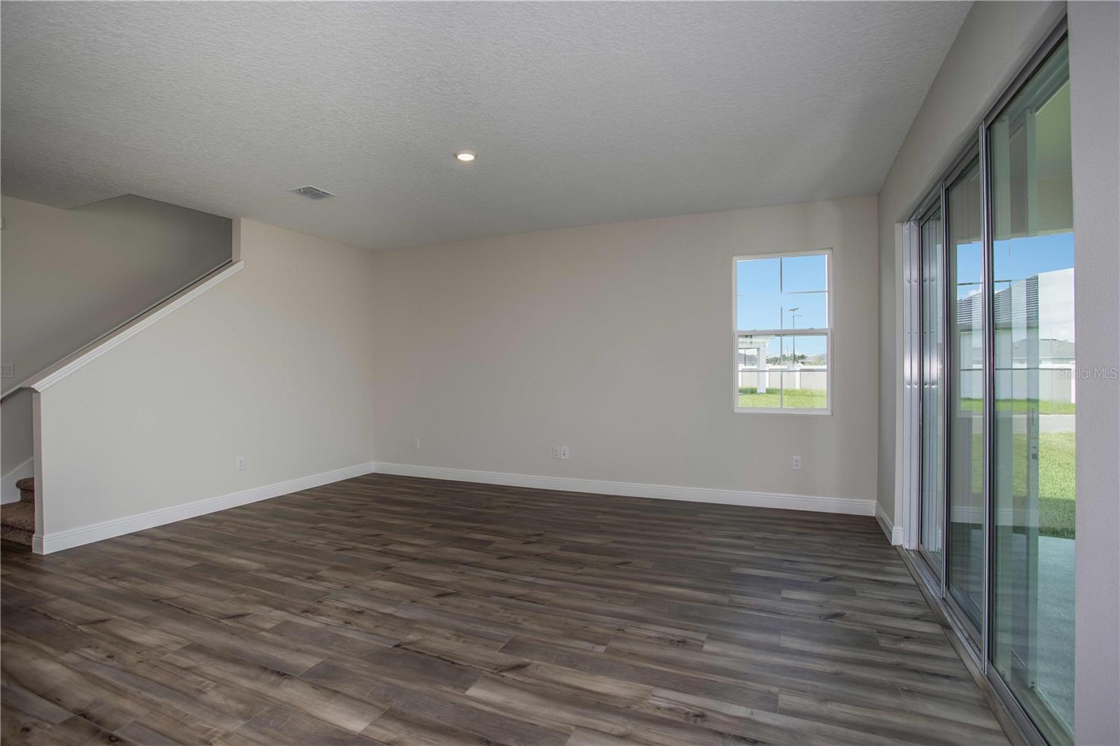 HAWKSTONE - Residential