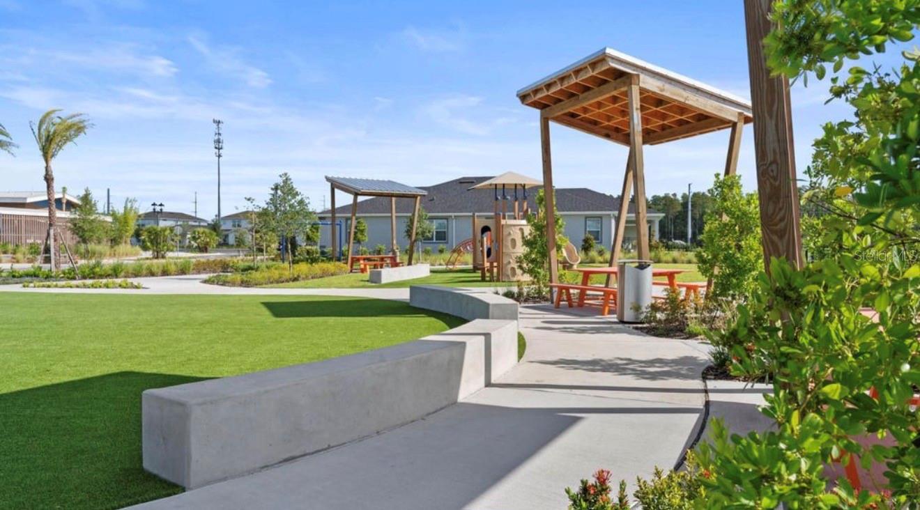 EVERBE 34S - Residential Lease