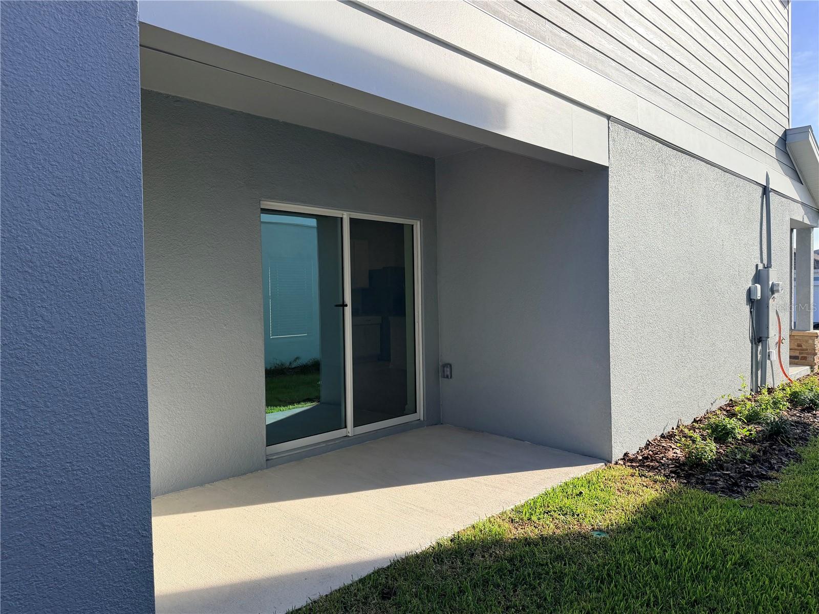 EVERBE 34S - Residential Lease