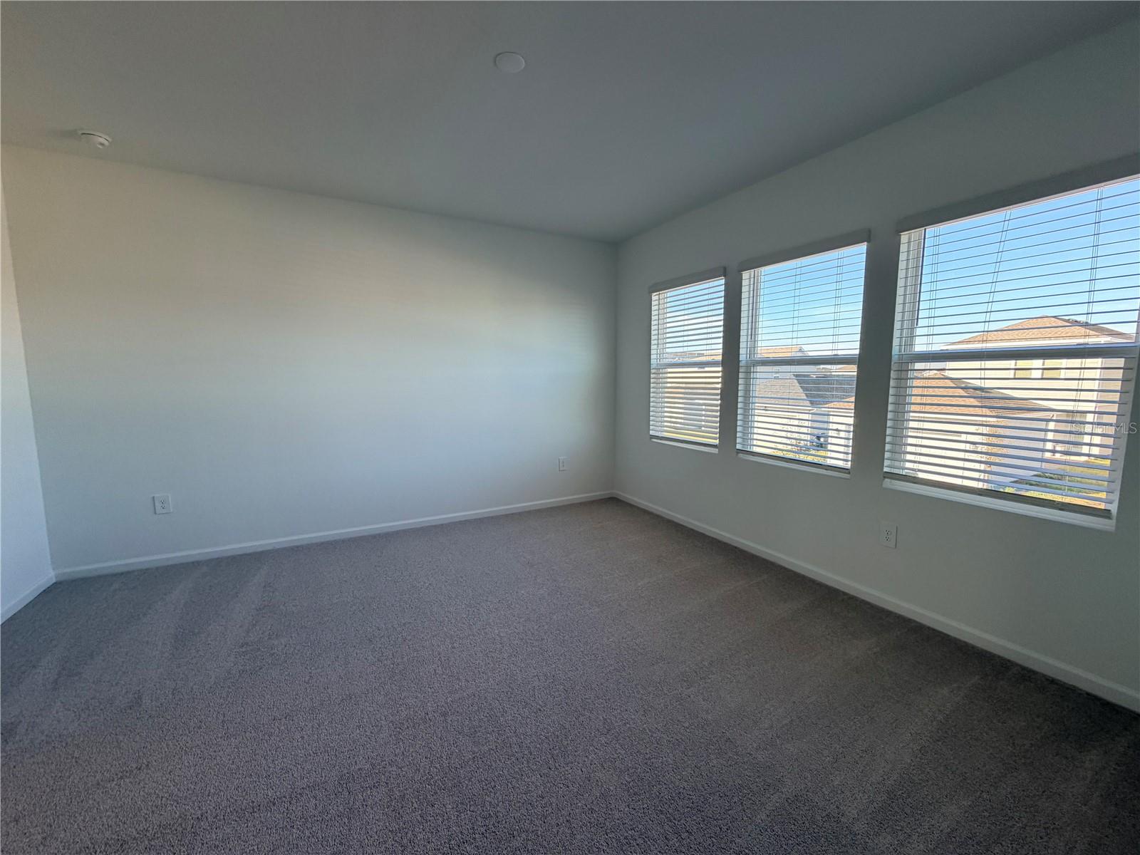 EVERBE 34S - Residential Lease