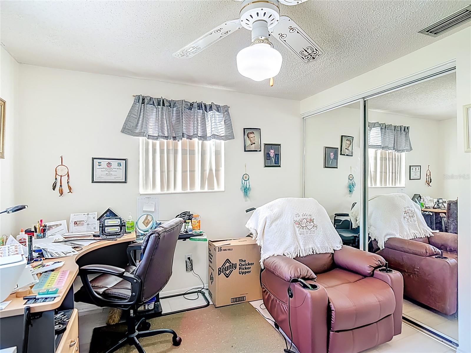 SUNLAKE PARK ADD - Residential