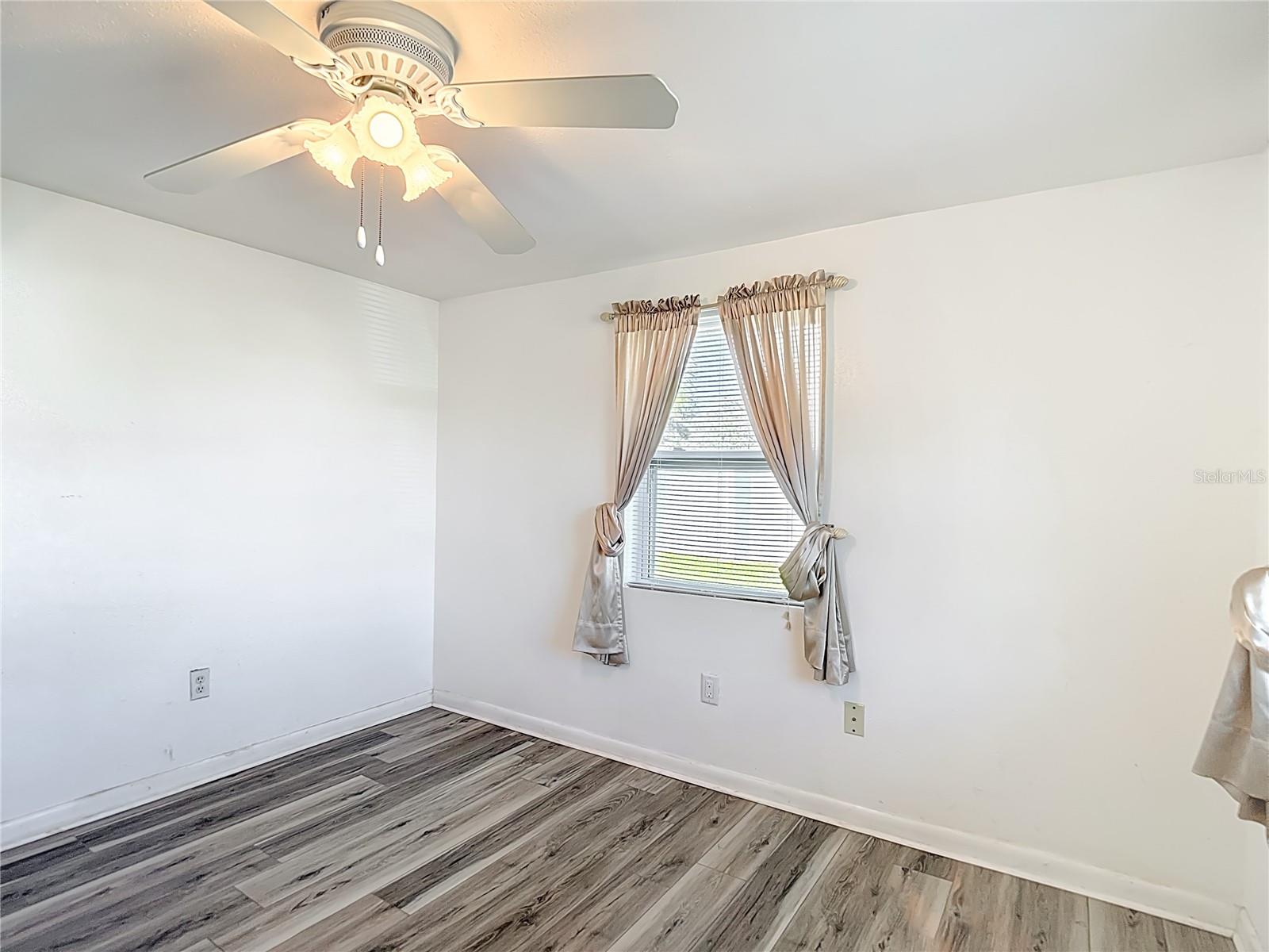 SUNLAKE PARK ADD - Residential