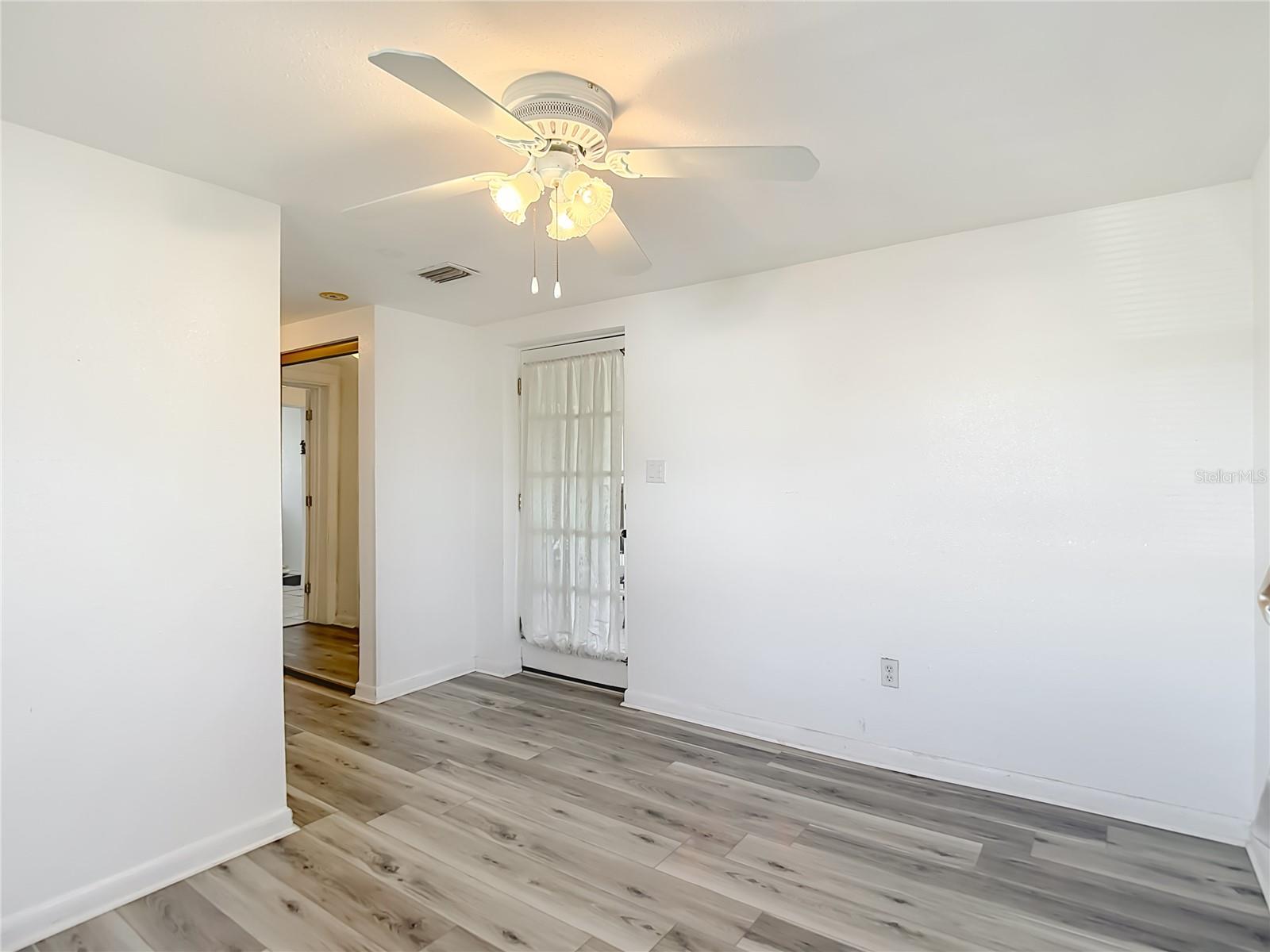 SUNLAKE PARK ADD - Residential