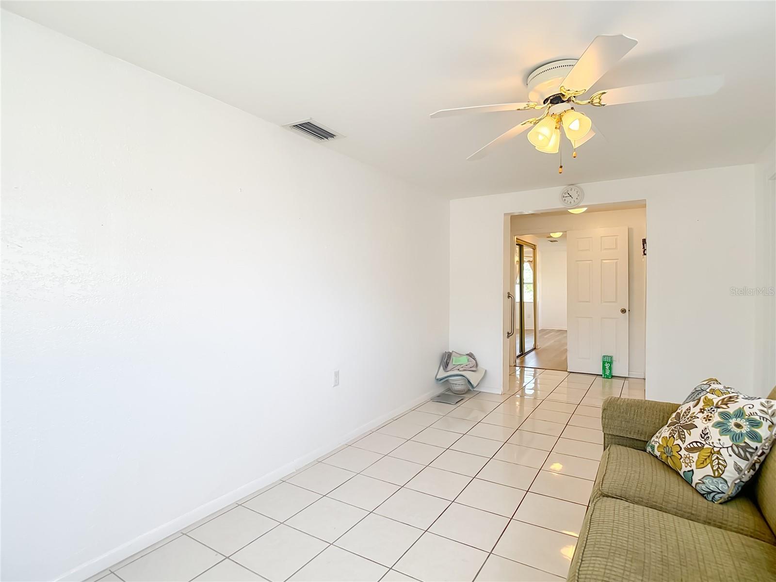 SUNLAKE PARK ADD - Residential