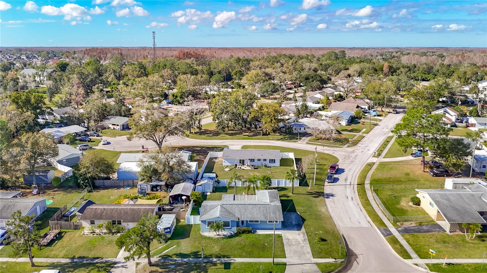 SUNLAKE PARK ADD - Residential