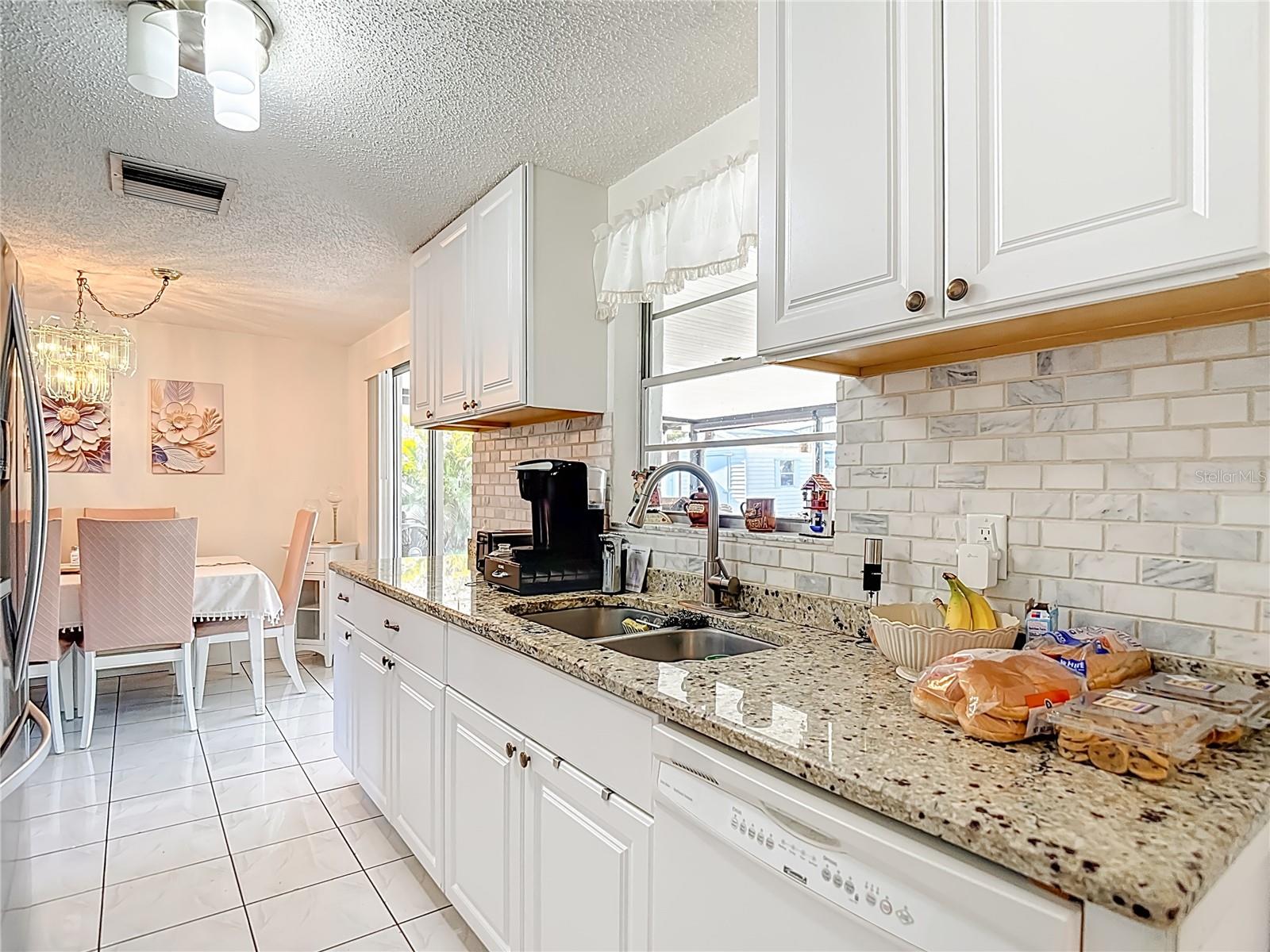 SUNLAKE PARK ADD - Residential