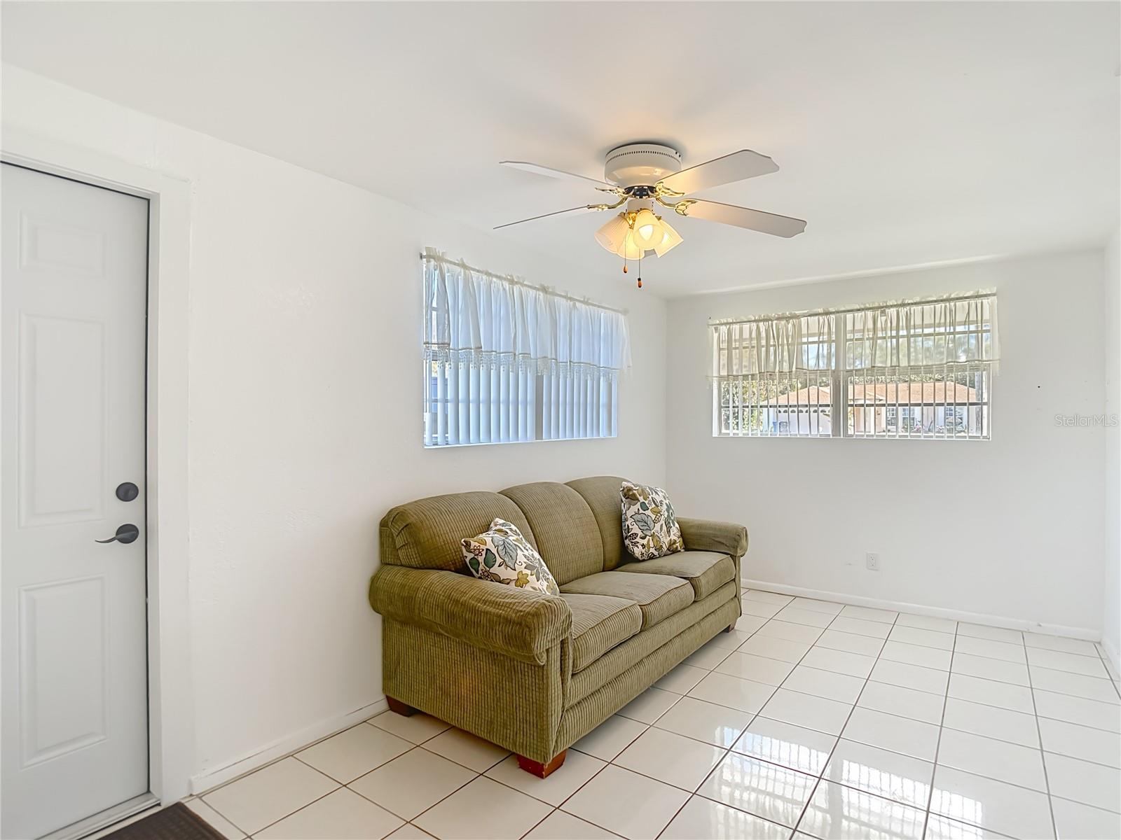 SUNLAKE PARK ADD - Residential