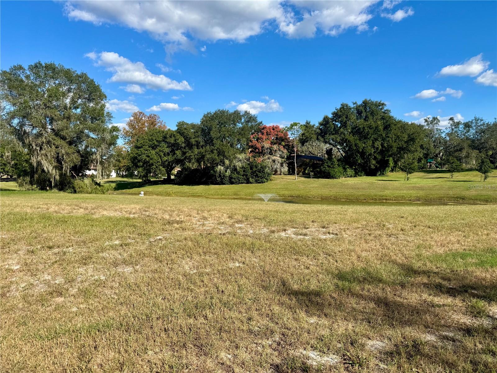 LAKEPLACE - Residential