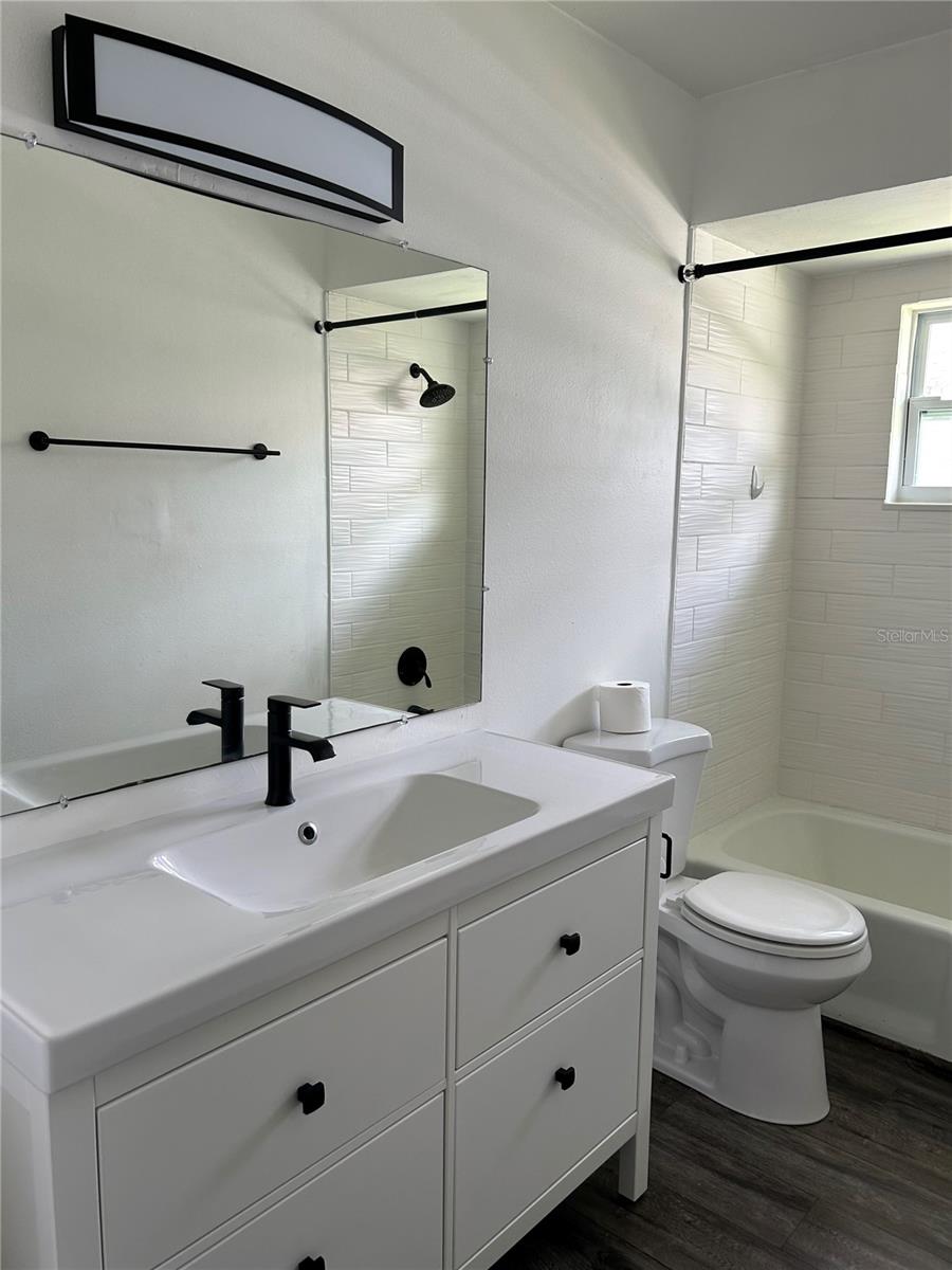 SARASOTA HIGHLANDS 2 - Residential Lease