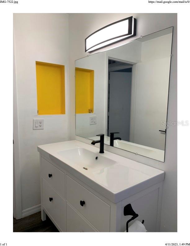 SARASOTA HIGHLANDS 2 - Residential Lease