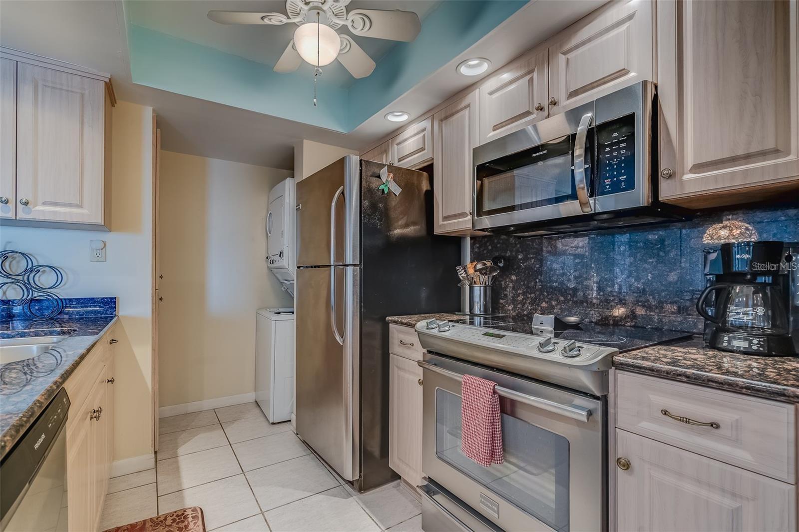 440 WEST CONDO - Residential Lease