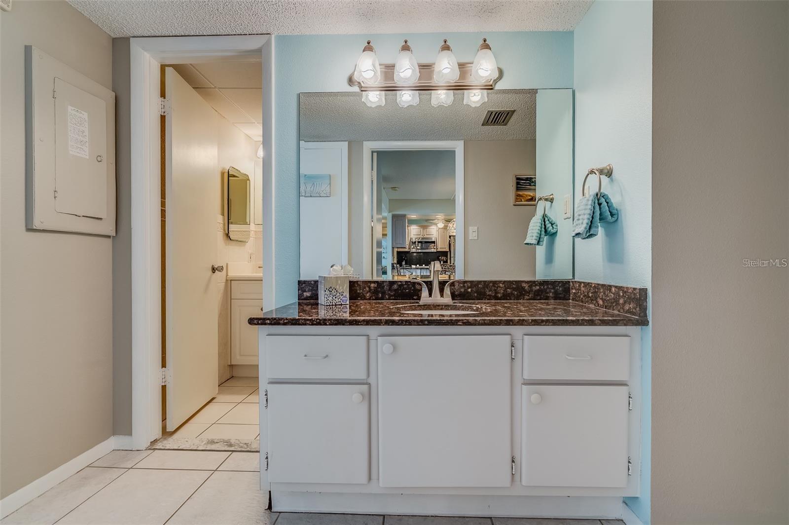 440 WEST CONDO - Residential Lease
