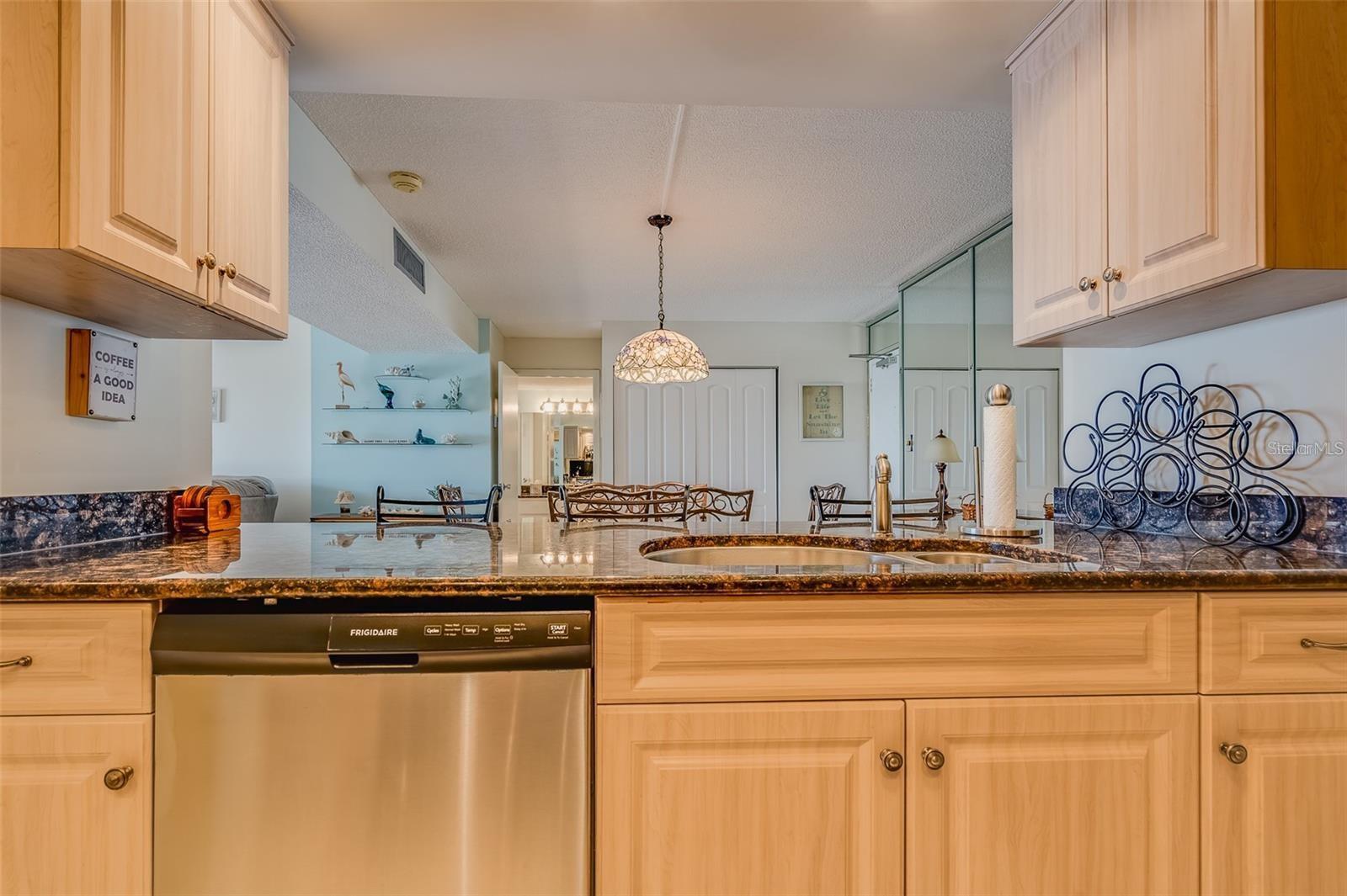 440 WEST CONDO - Residential Lease