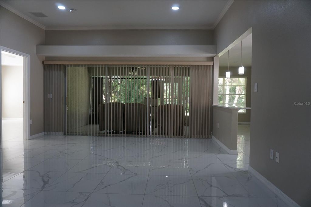 Photo of 500 Vista Oaks Way, Davenport, FL 33837 (MLS # S5147120)