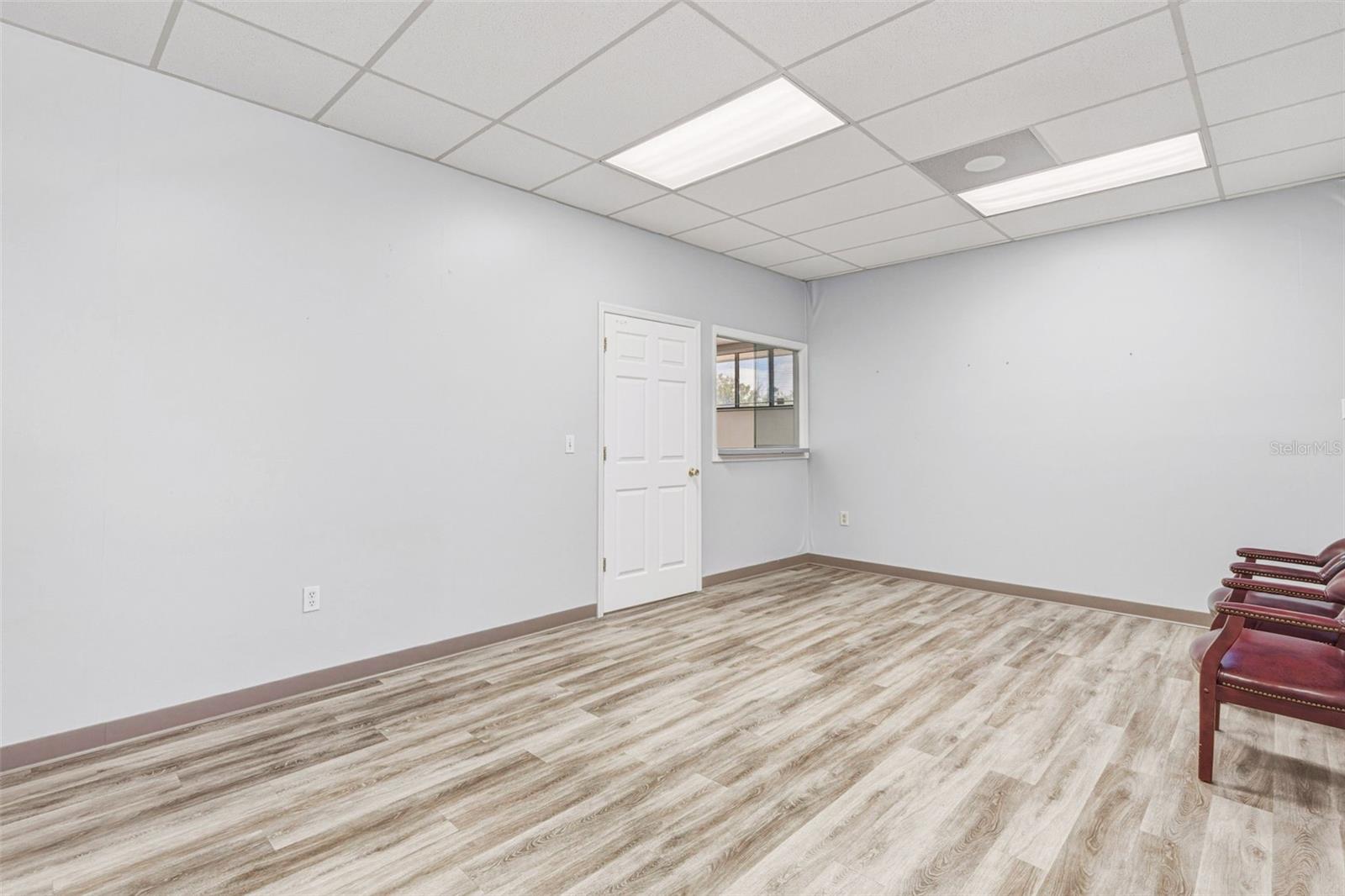 BAY VIEW MANOR - Commercial Sale