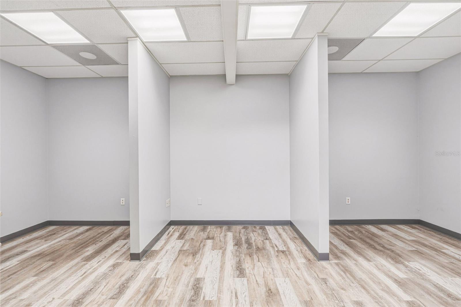 BAY VIEW MANOR - Commercial Sale