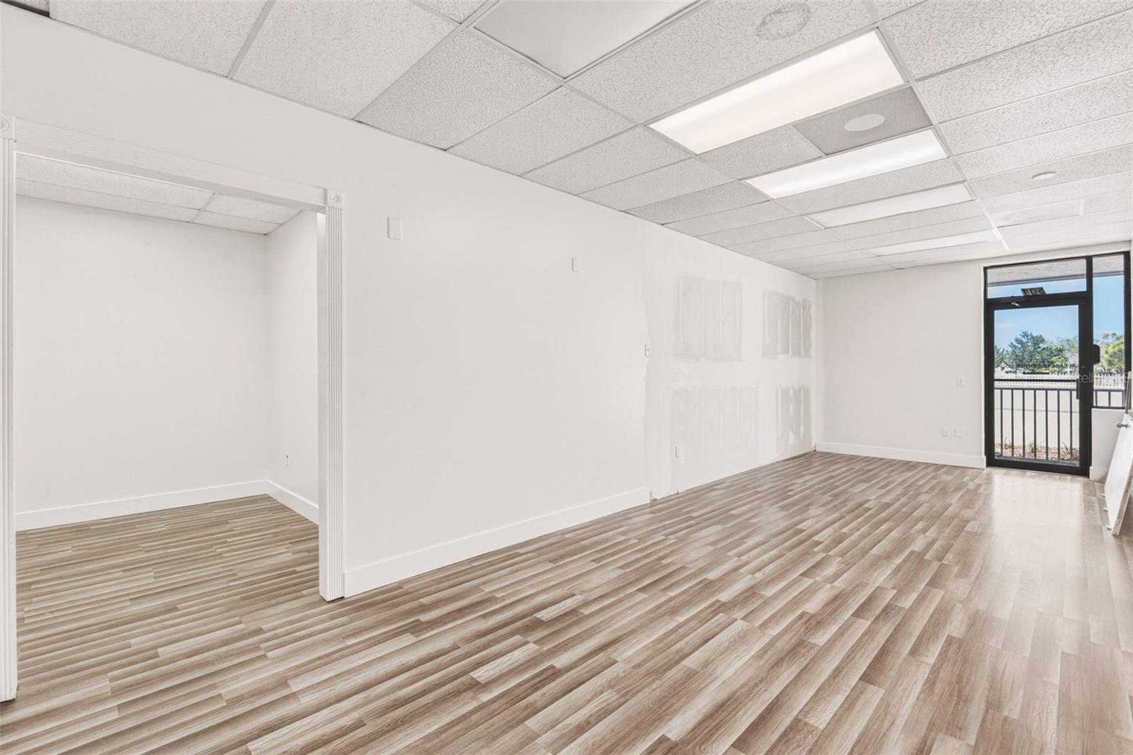 BAY VIEW MANOR - Commercial Sale