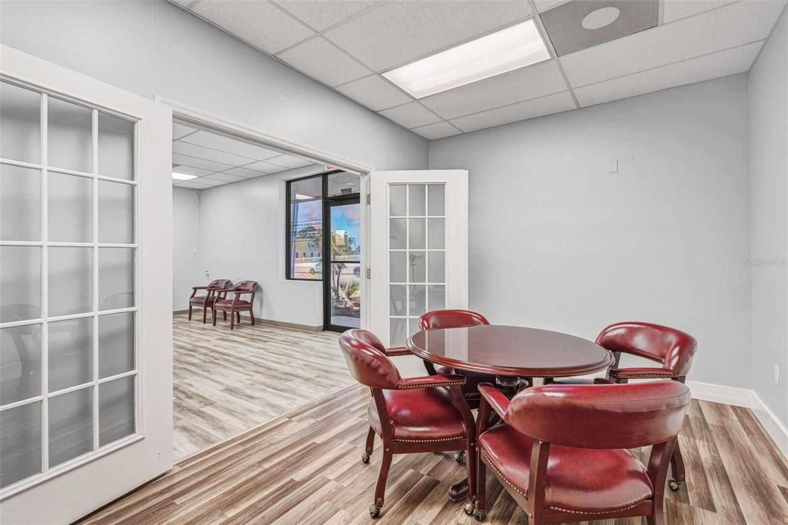 BAY VIEW MANOR - Commercial Sale