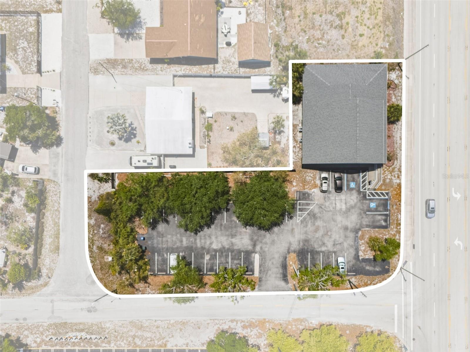 BAY VIEW MANOR - Commercial Sale