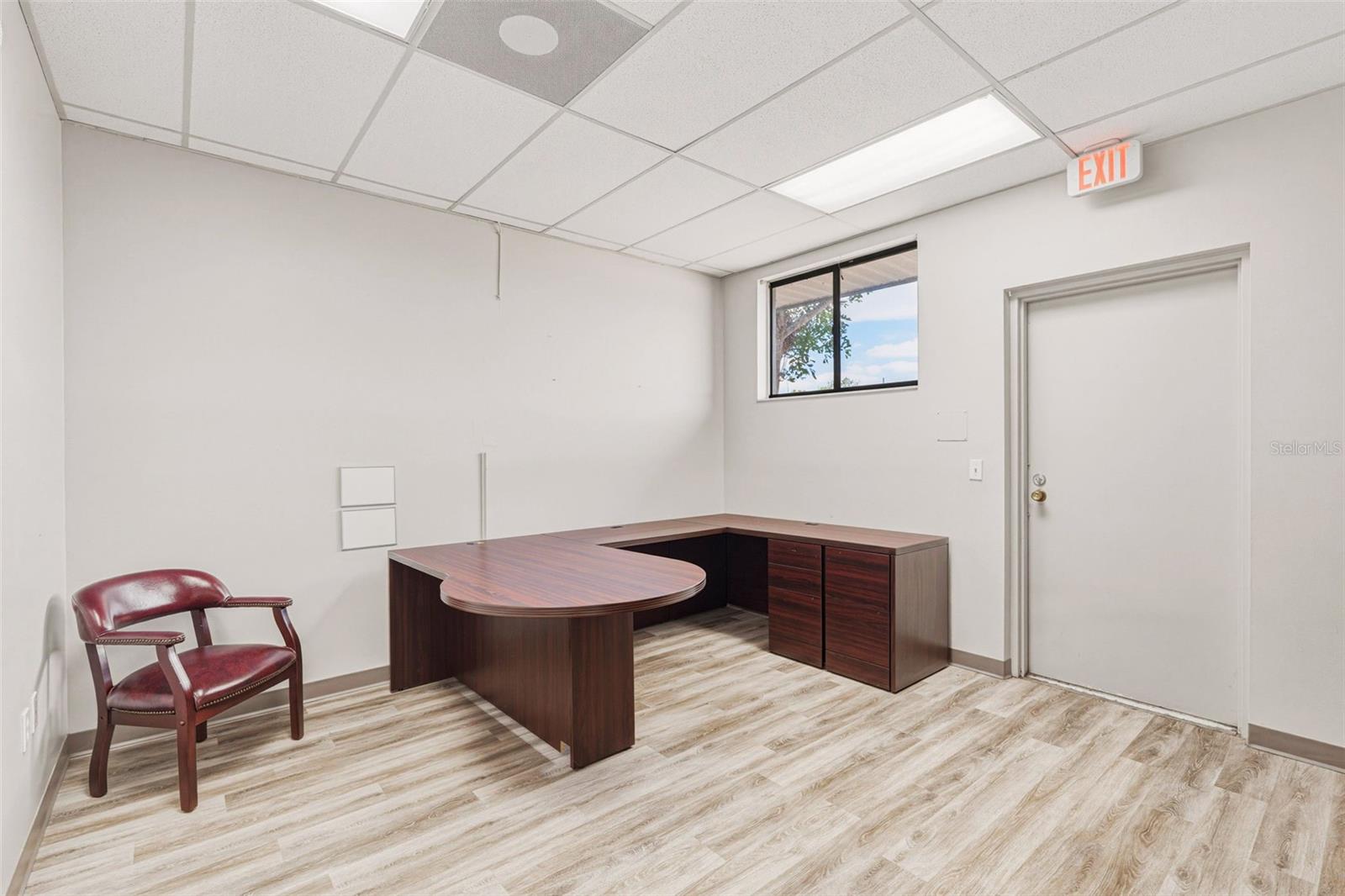 BAY VIEW MANOR - Commercial Sale