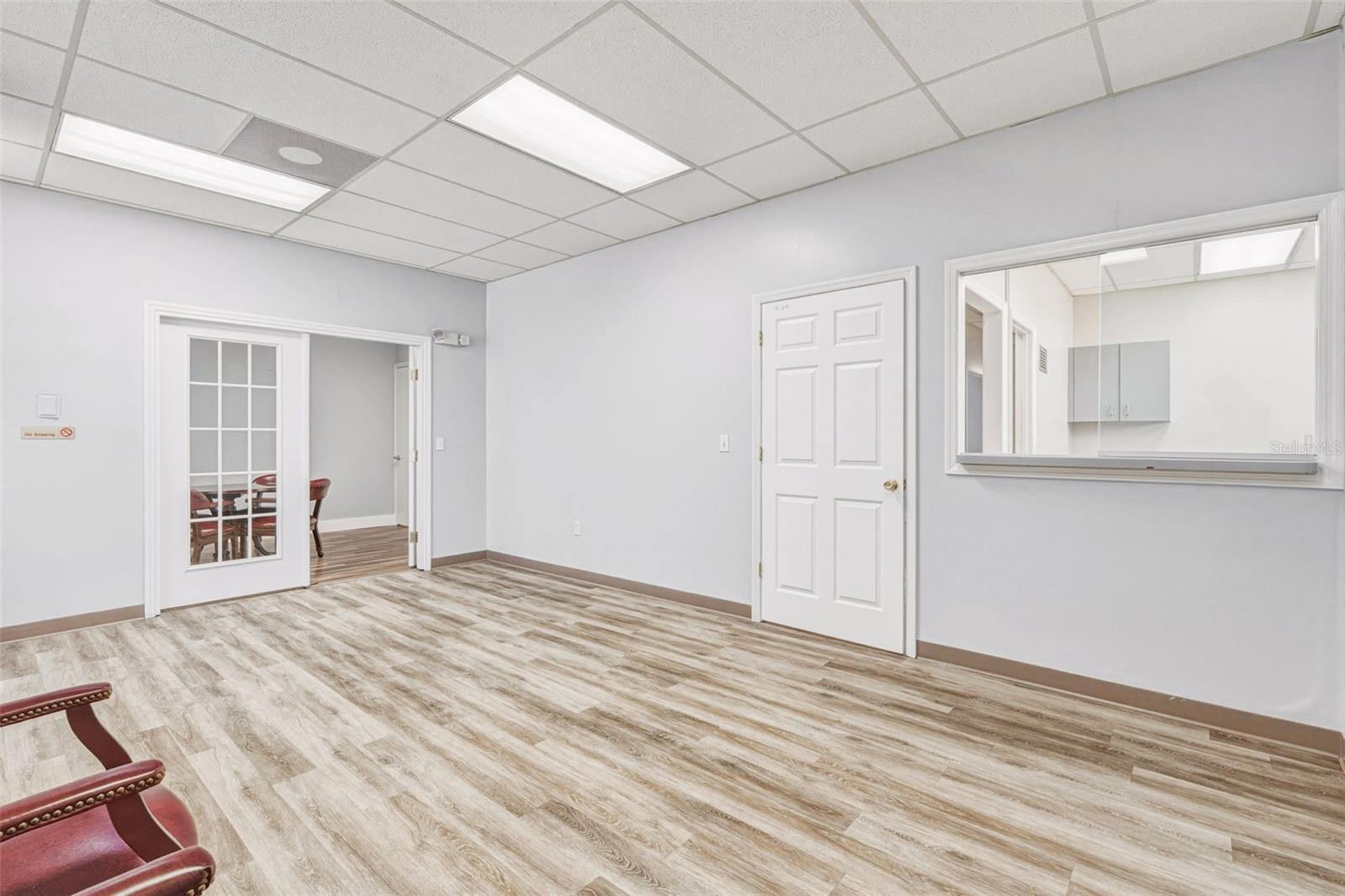 BAY VIEW MANOR - Commercial Sale