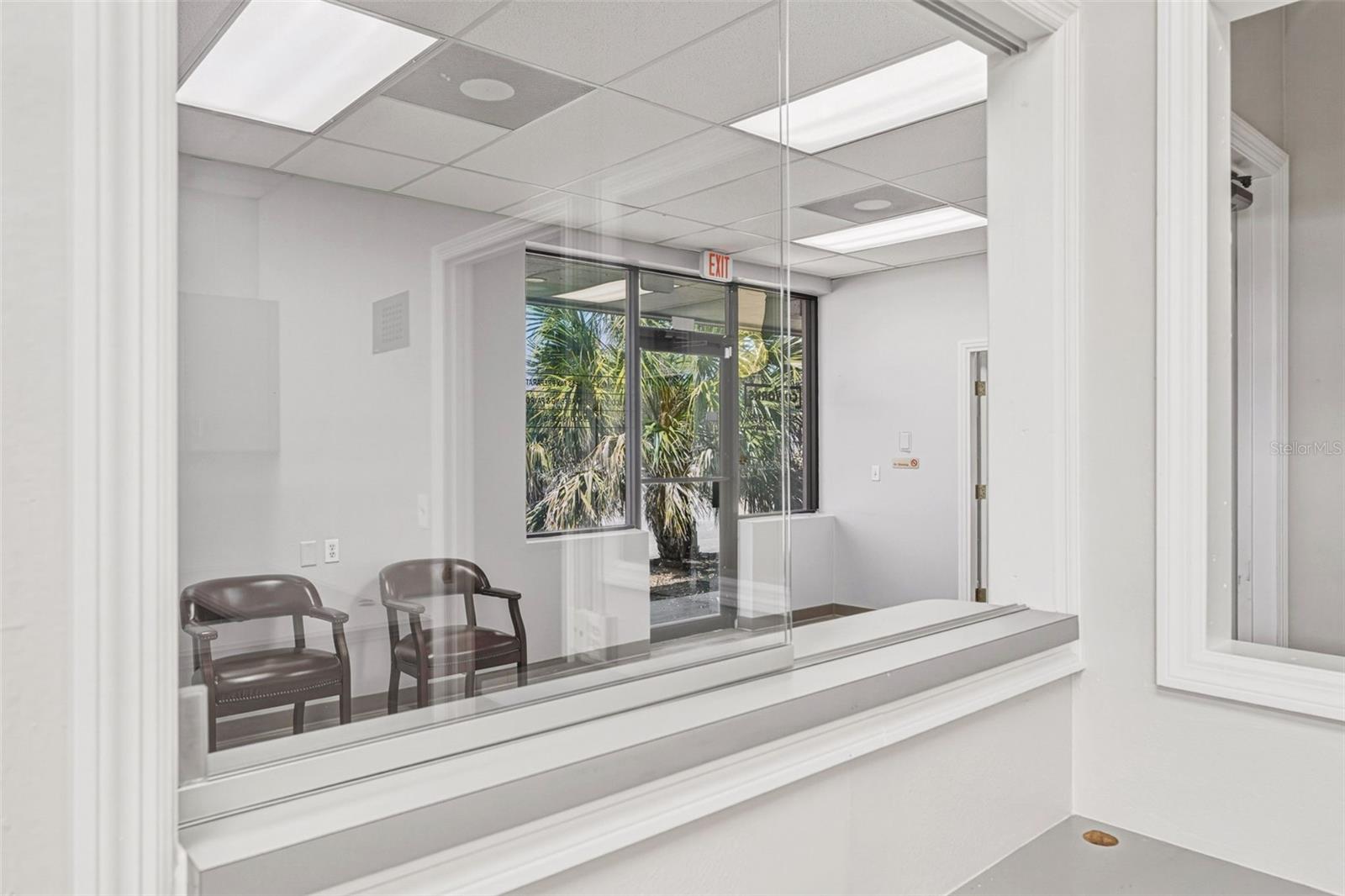 BAY VIEW MANOR - Commercial Sale