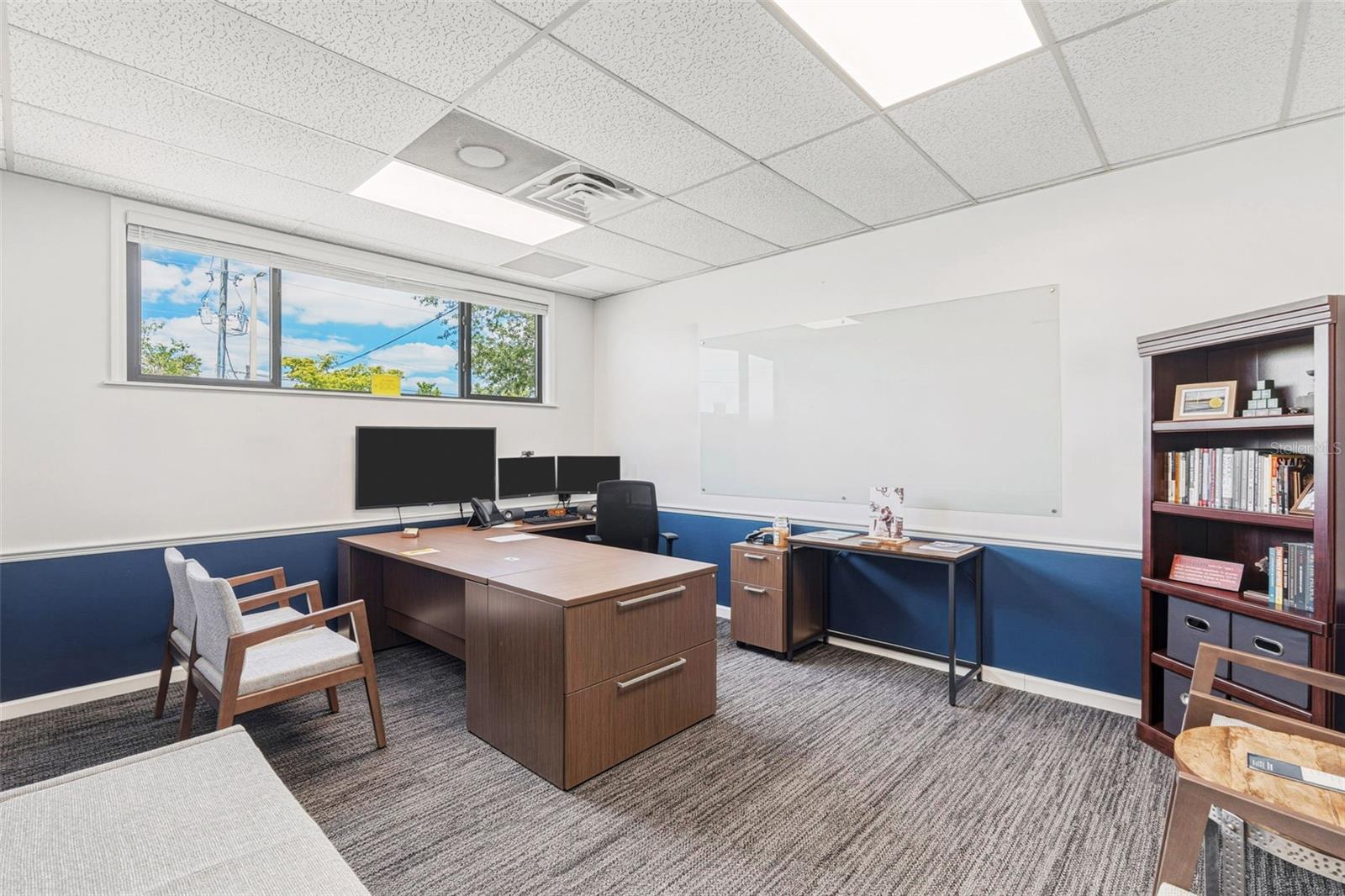 BAY VIEW MANOR - Commercial Sale