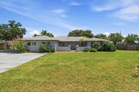 Photo of 543 State Road 559, Auburndale, FL 33823 (MLS # L4964389)