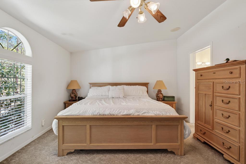 HARDWOOD LNDGS - Residential