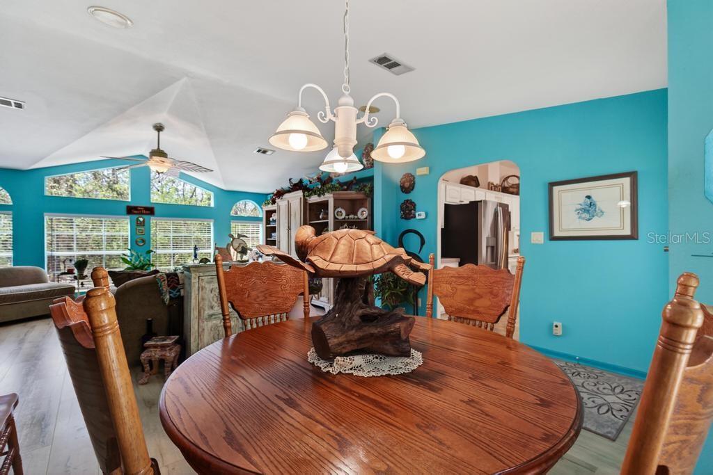 HARDWOOD LNDGS - Residential