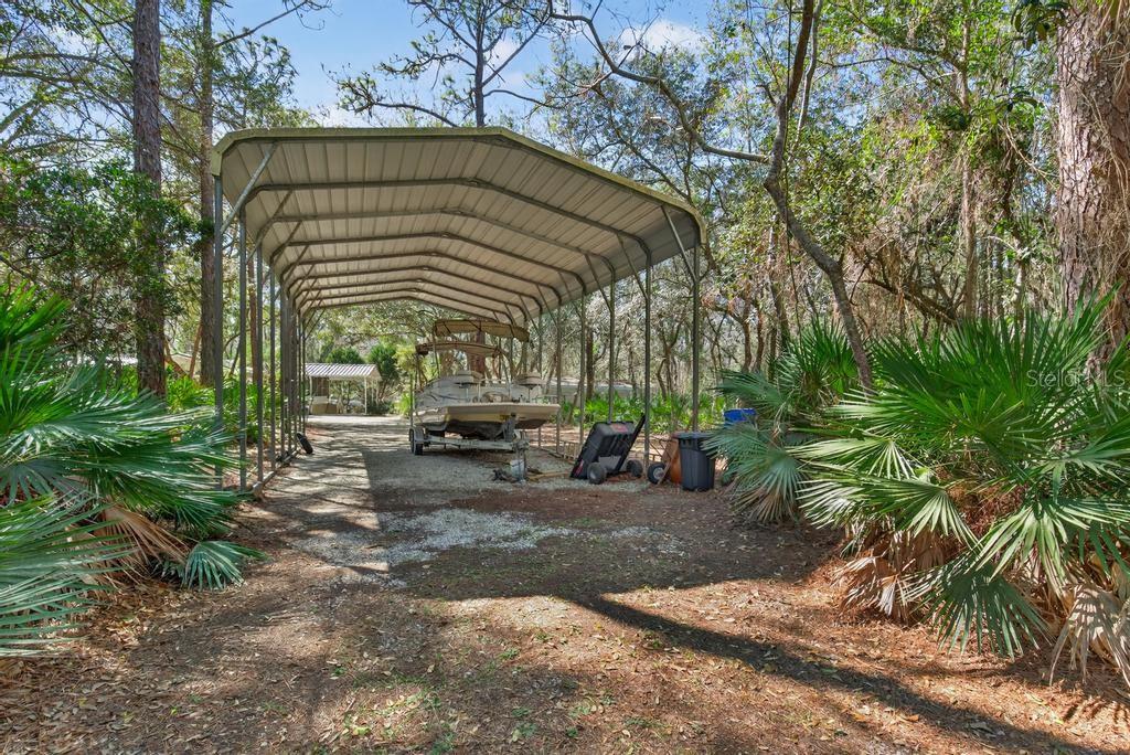 HARDWOOD LNDGS - Residential