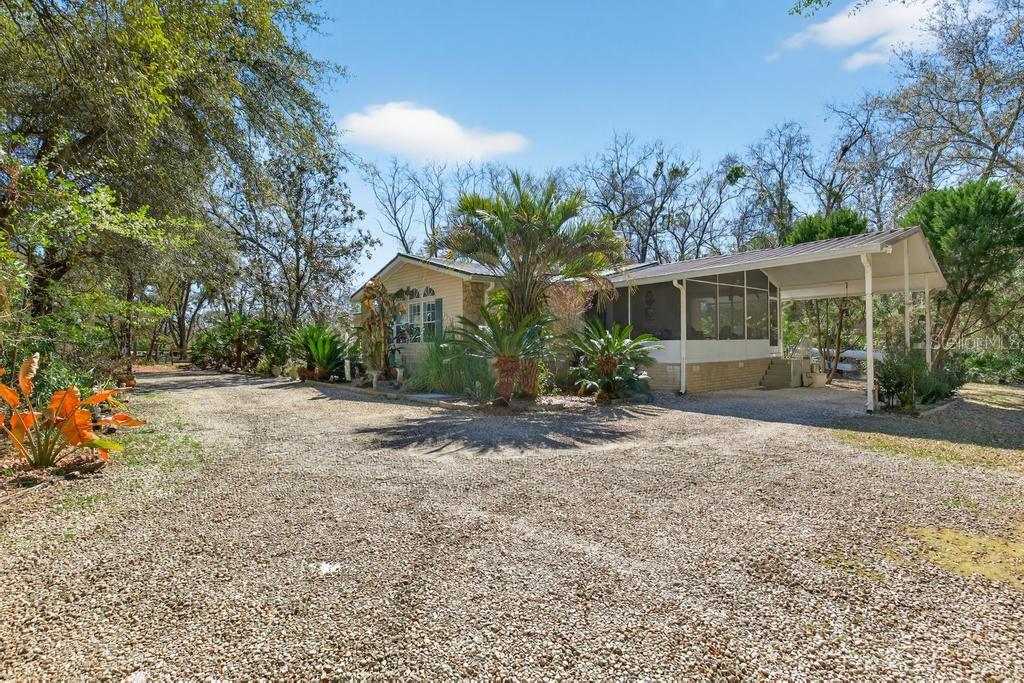 HARDWOOD LNDGS - Residential