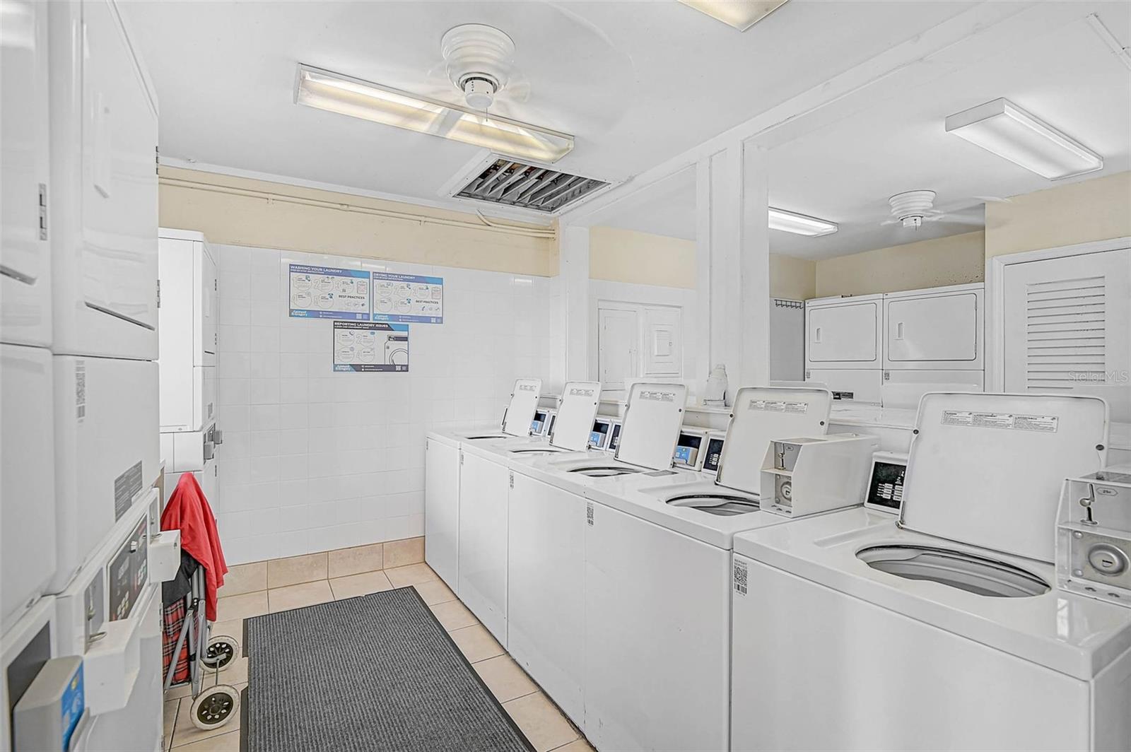 BAYSHORE GARDENS APTS 9 - Residential