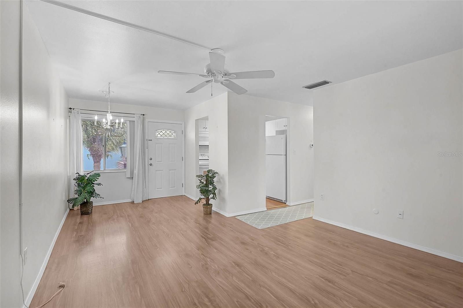 BAYSHORE GARDENS APTS 9 - Residential