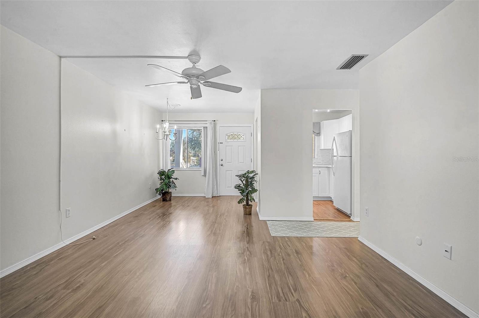 BAYSHORE GARDENS APTS 9 - Residential