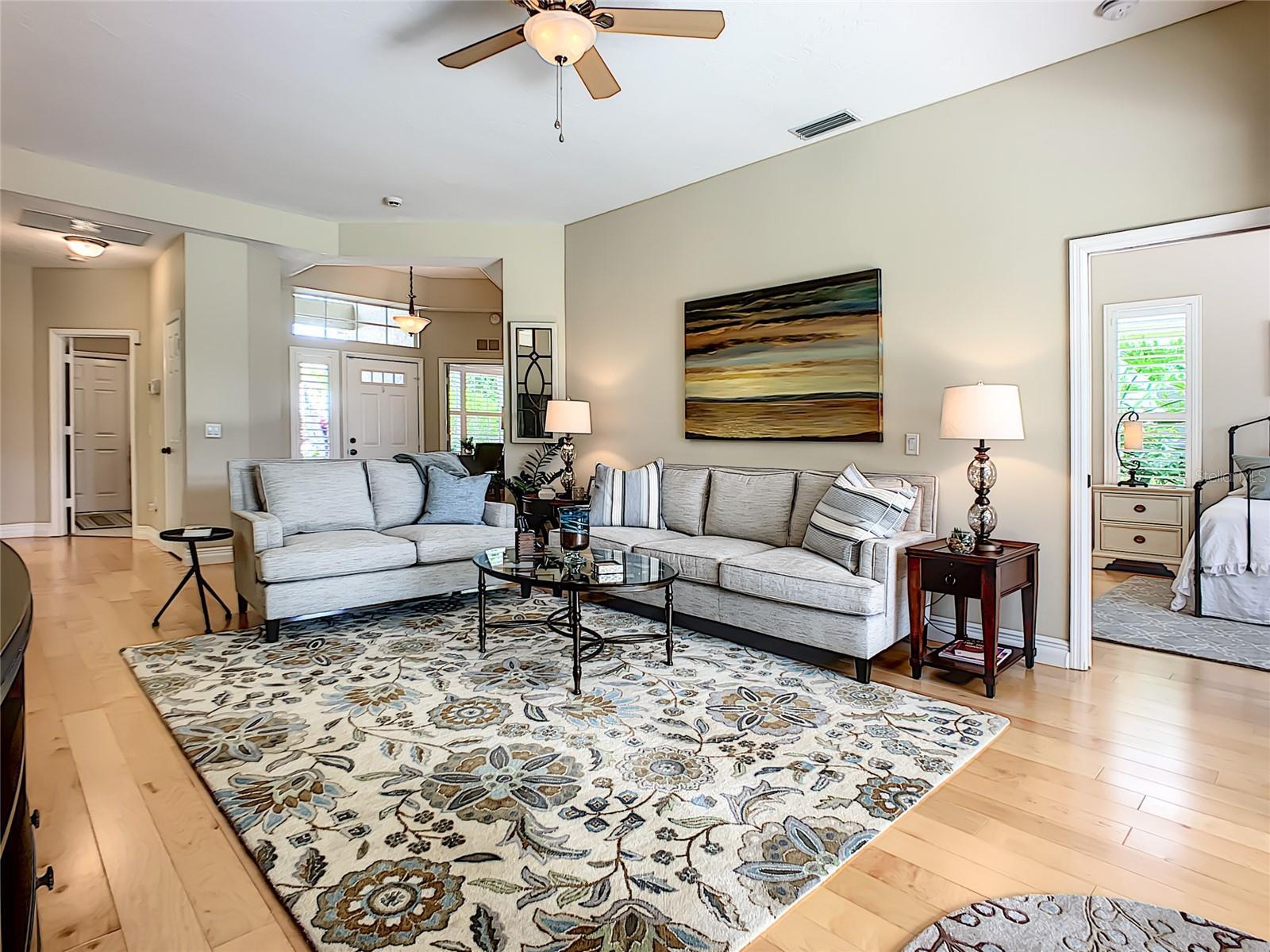 VENICE GOLF & COUNTRY CLUB - Residential Lease