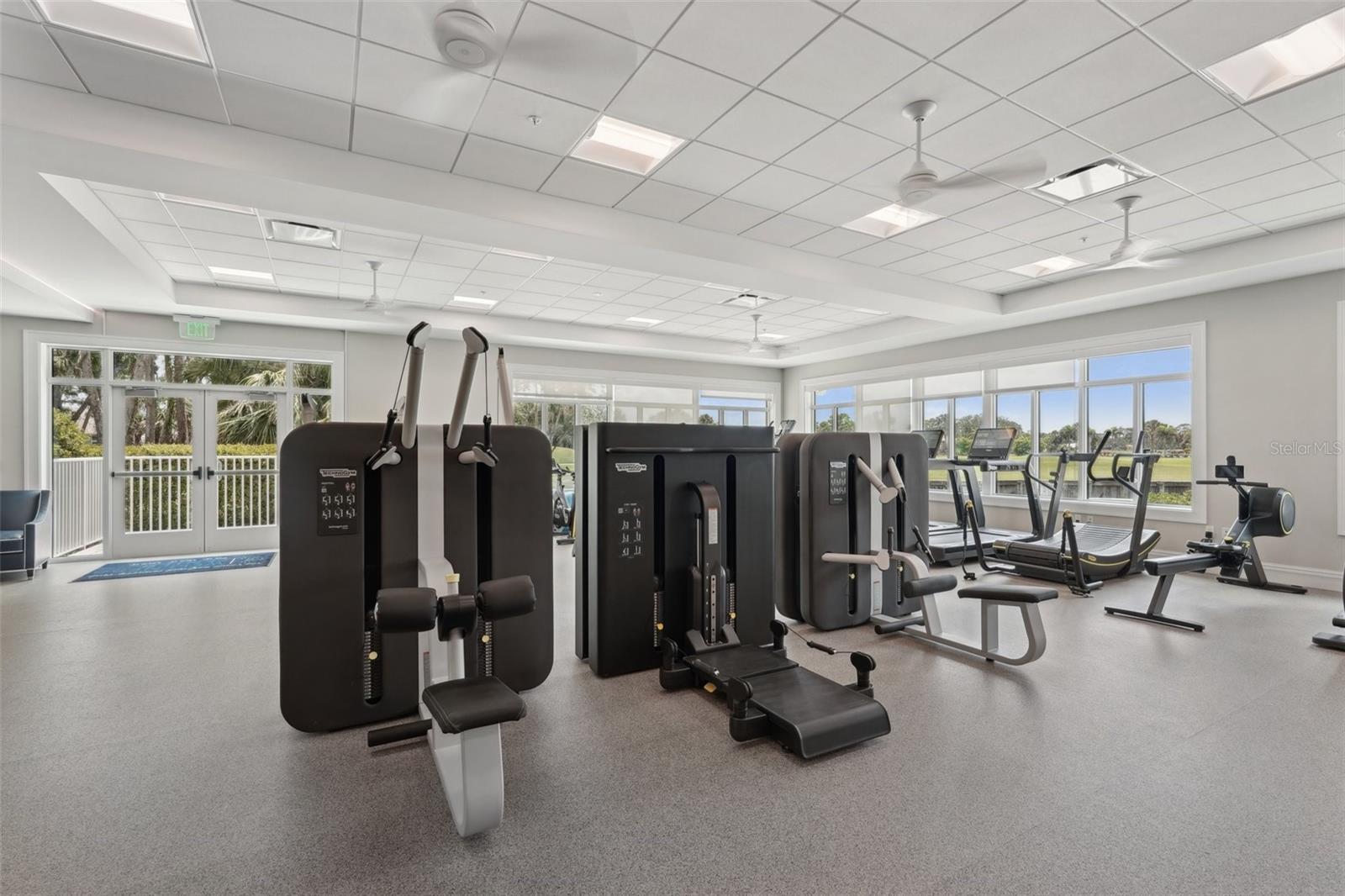VENICE GOLF & COUNTRY CLUB - Residential Lease