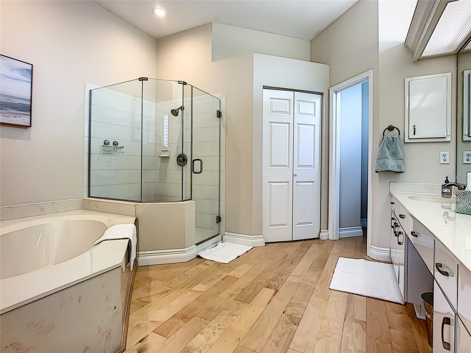VENICE GOLF & COUNTRY CLUB - Residential Lease