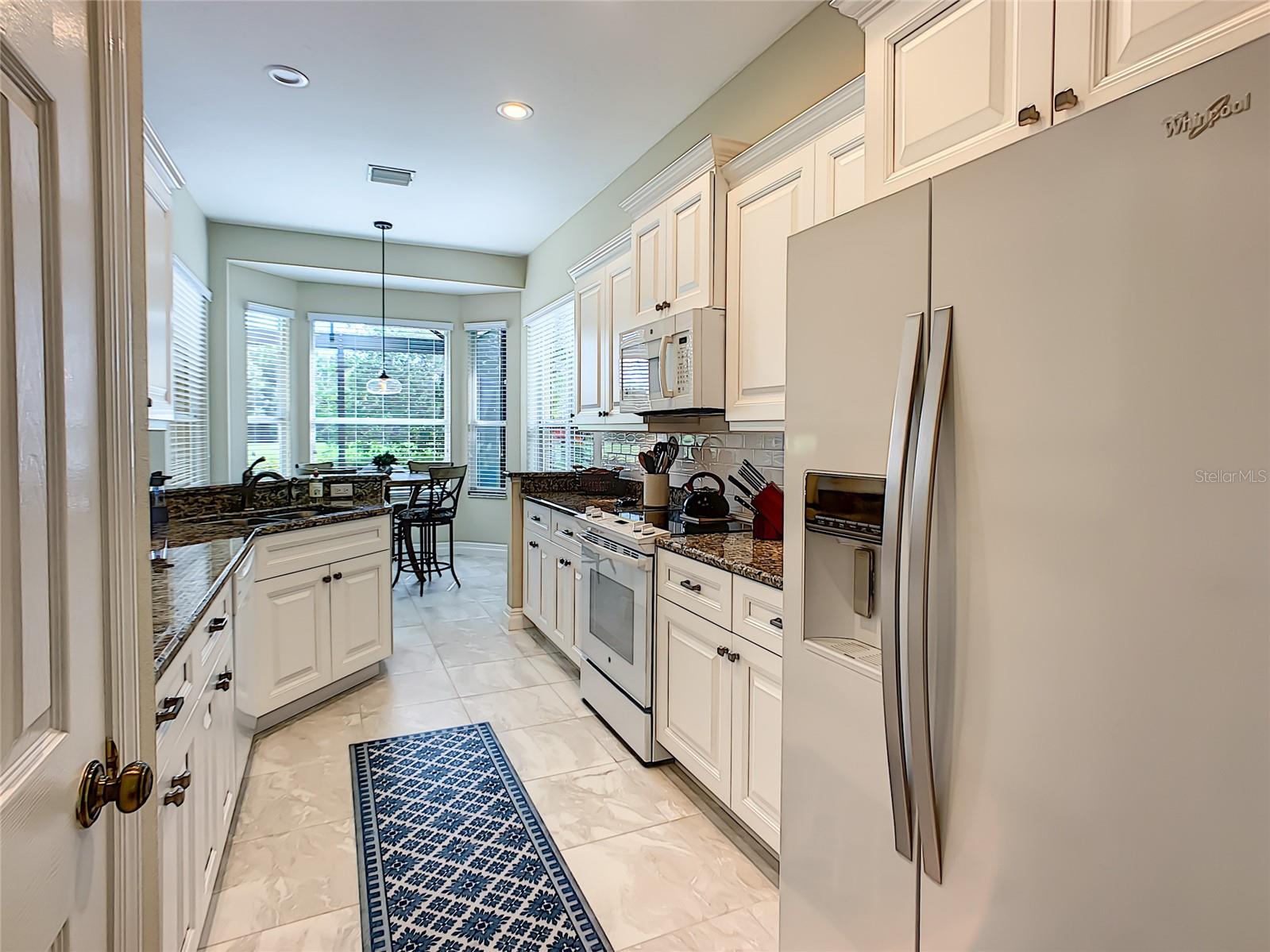 VENICE GOLF & COUNTRY CLUB - Residential Lease