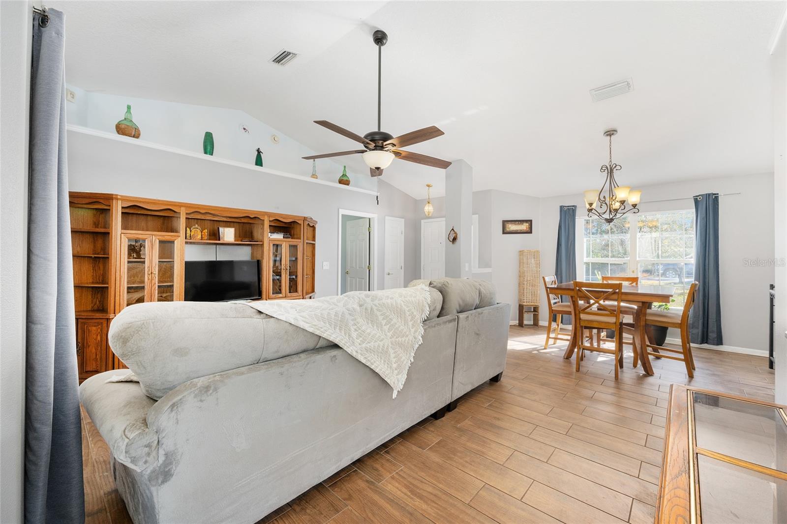 MARION OAKS UN 3 - Residential