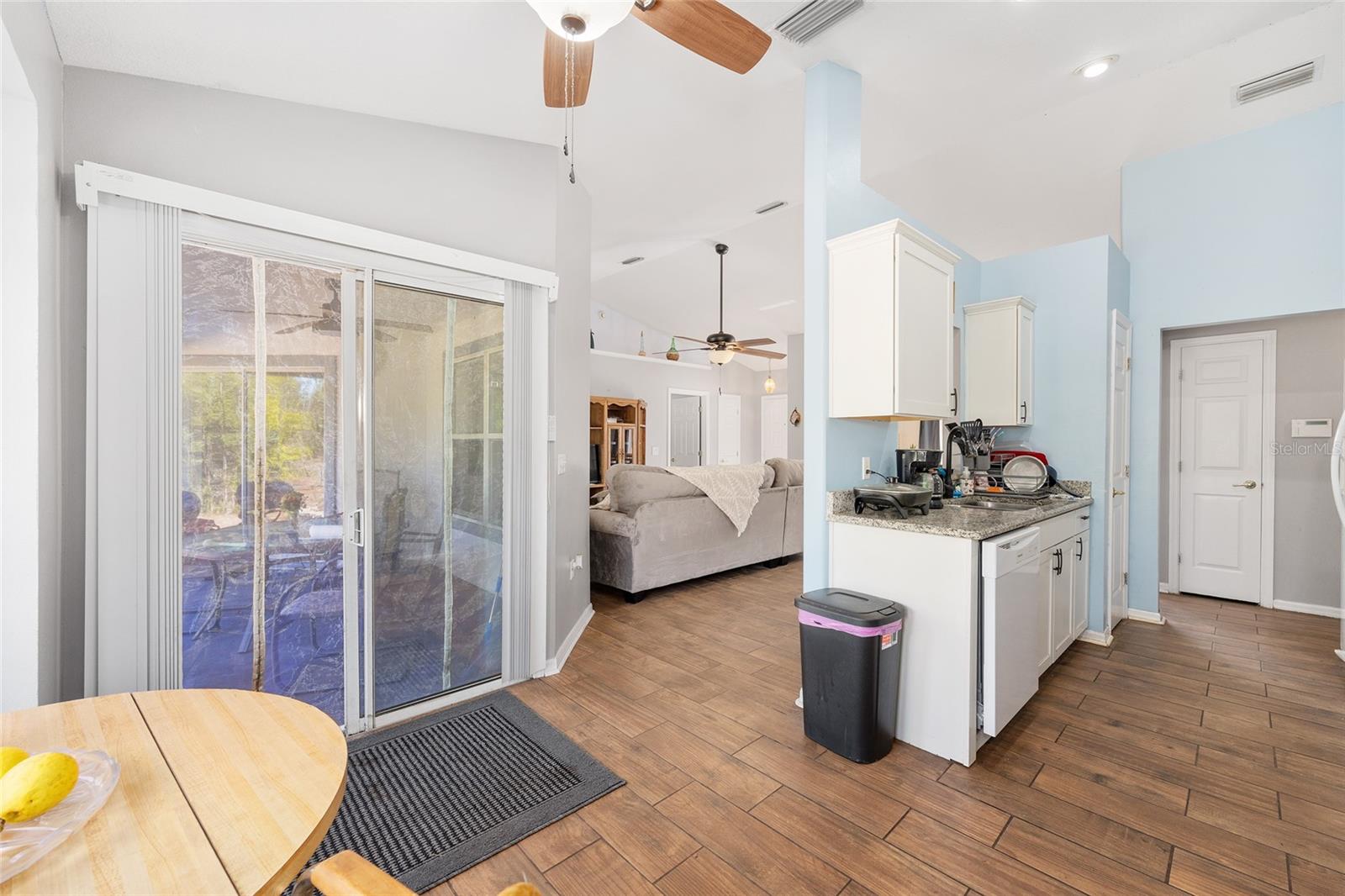 MARION OAKS UN 3 - Residential